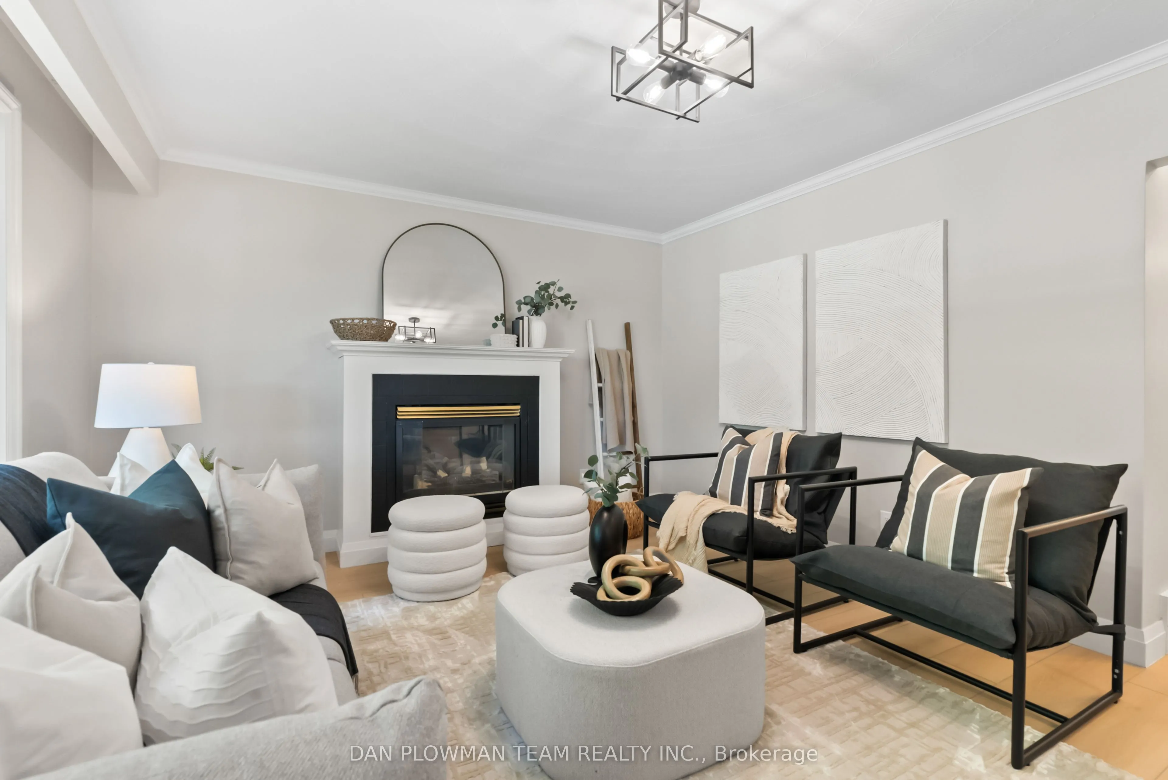 119 Thorncliffe Street