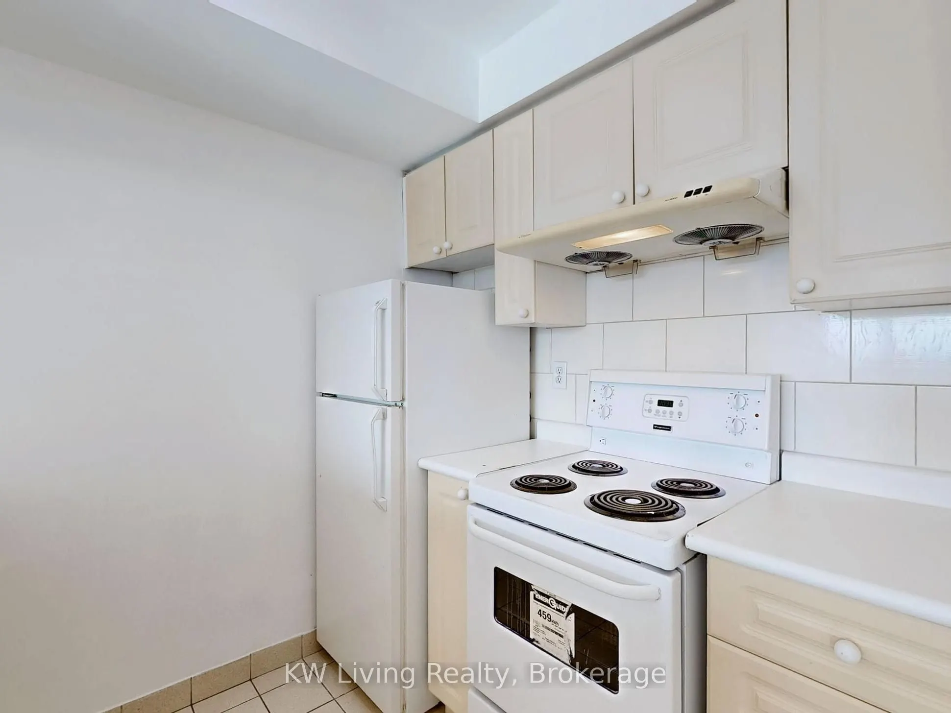 18 Lee Centre Drive, #1007