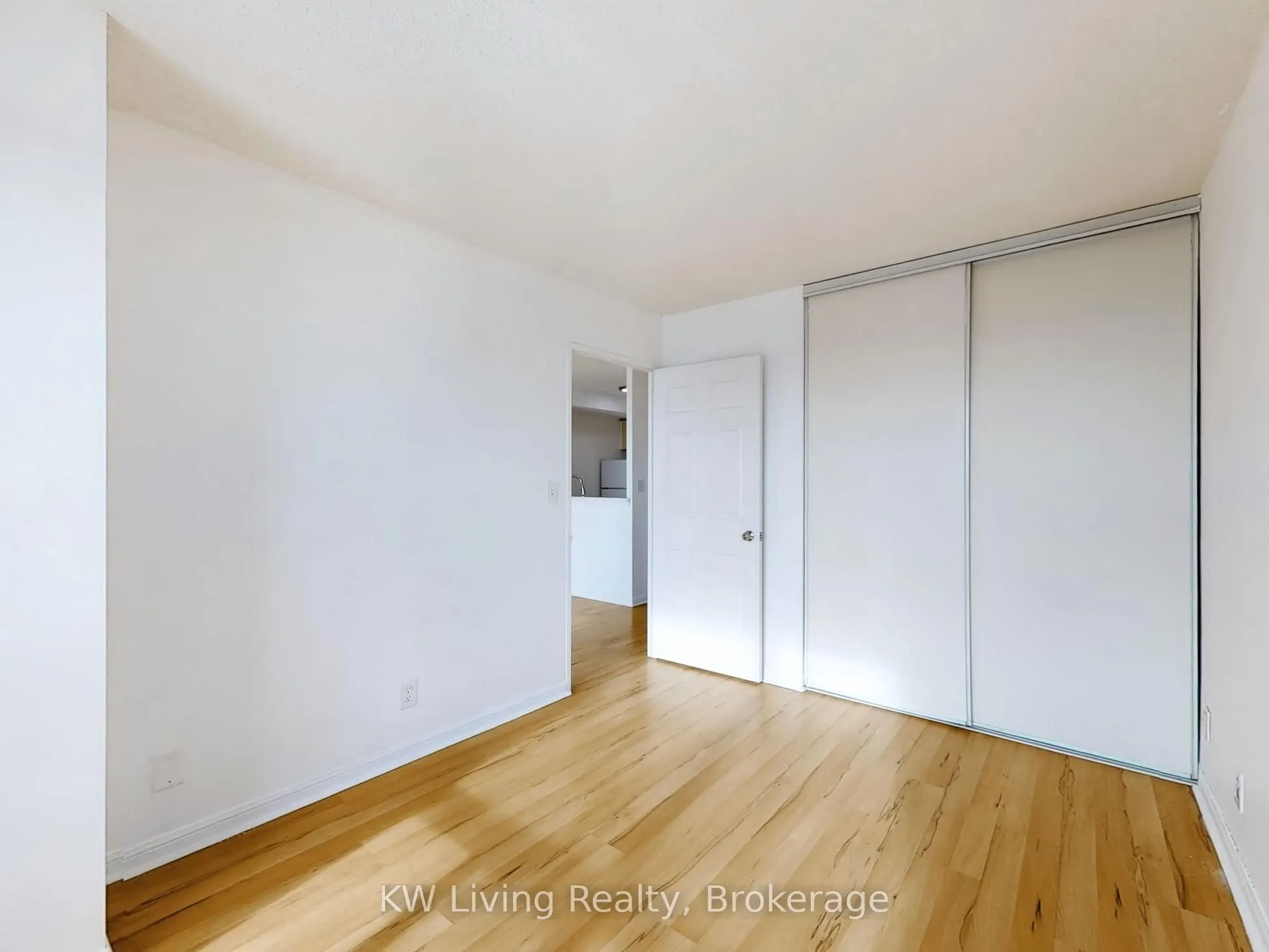 18 Lee Centre Drive, #1007