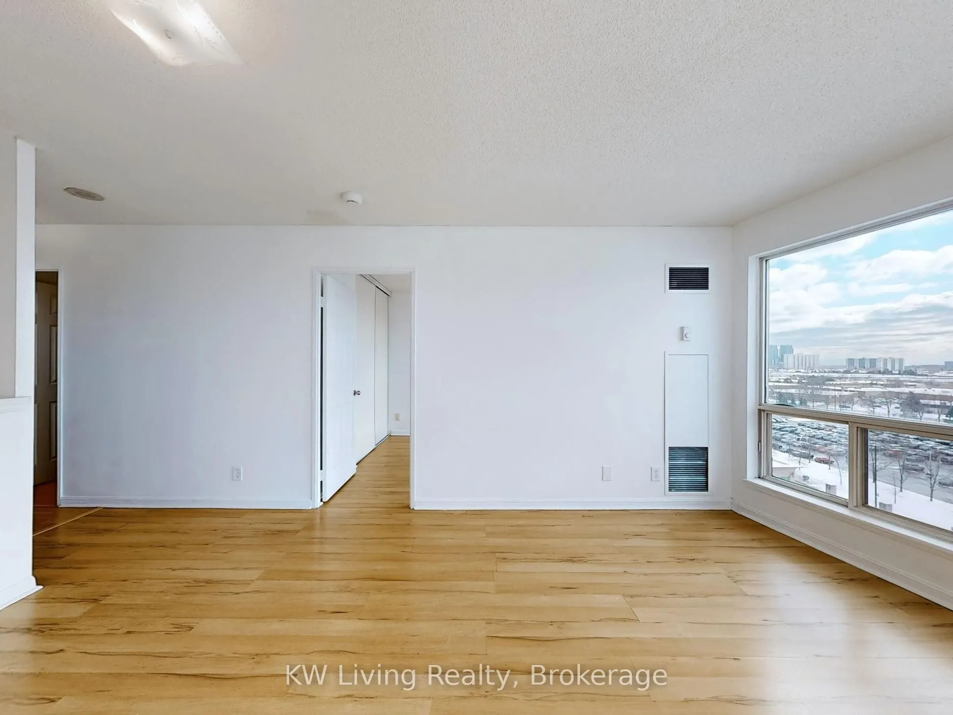 18 Lee Centre Drive, #1007