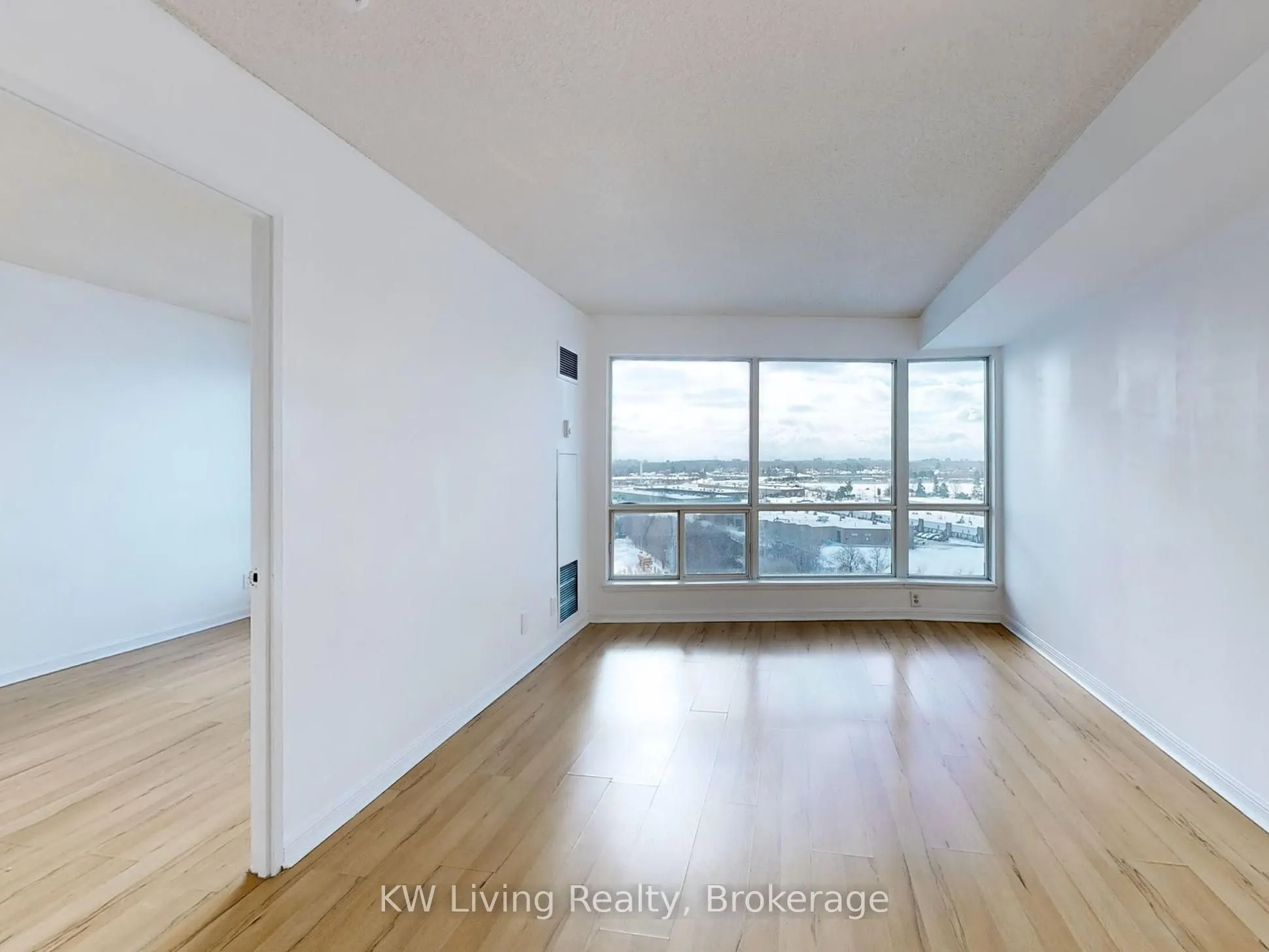 18 Lee Centre Drive, #1007