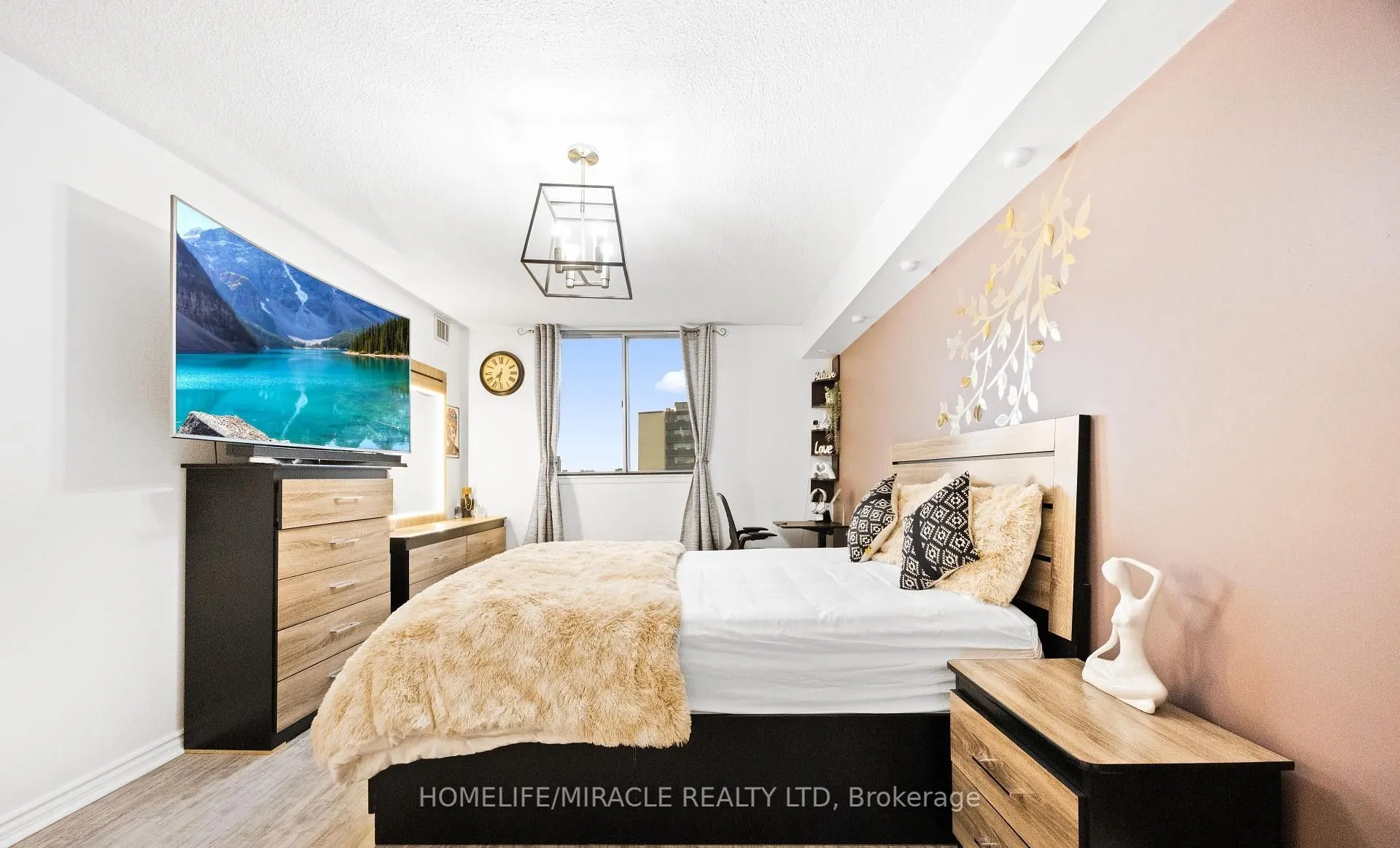 120 Dundalk Drive, #1010