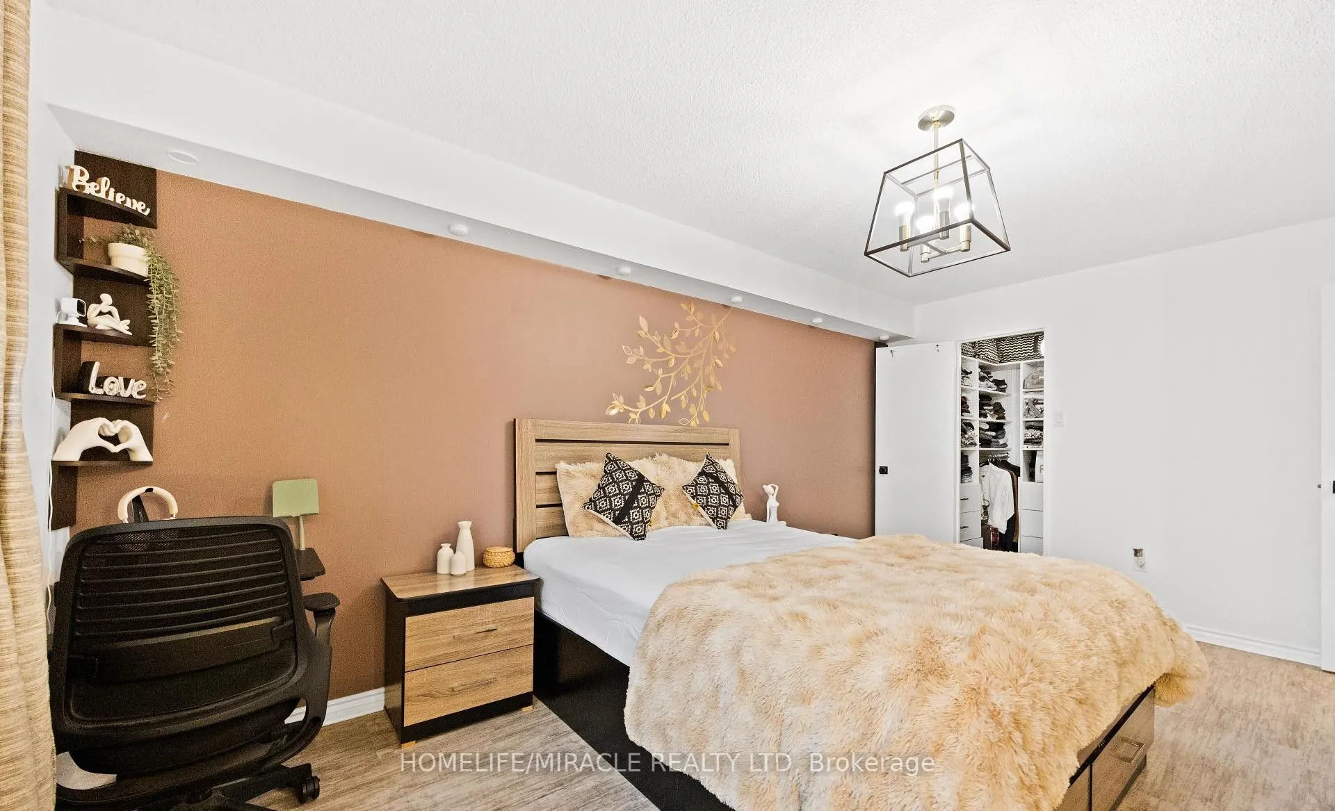 120 Dundalk Drive, #1010