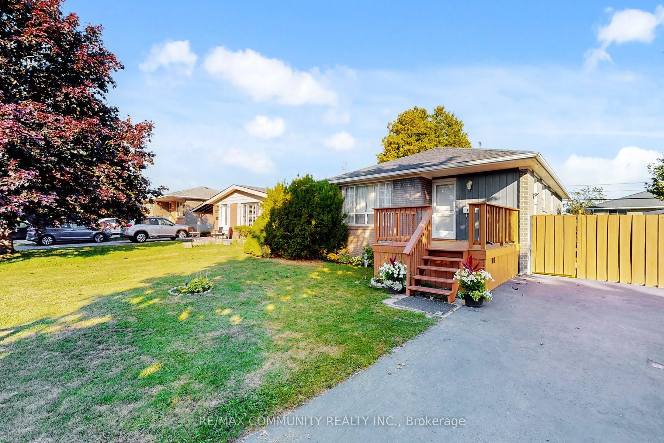 855 Zator Avenue
