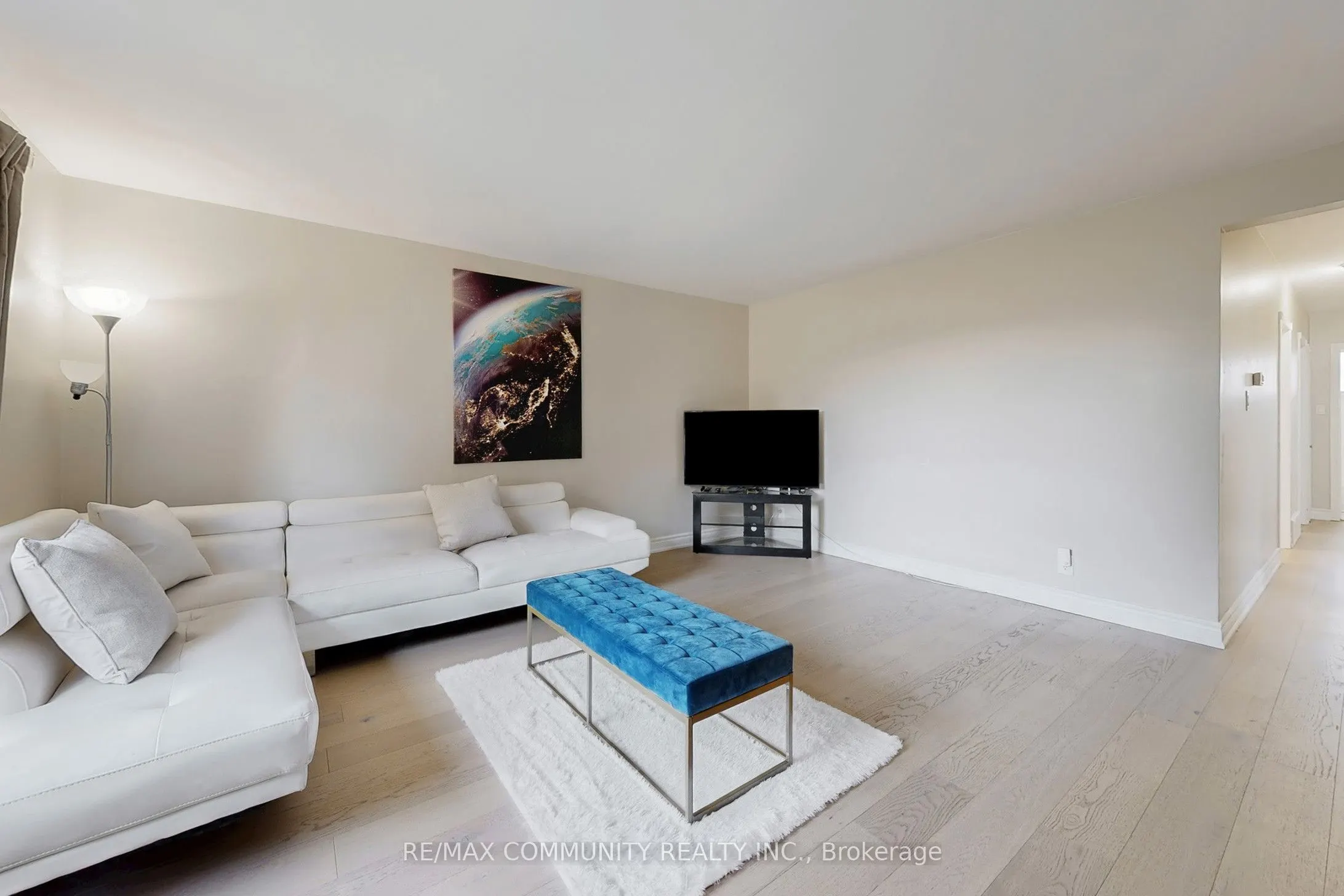 855 Zator Avenue