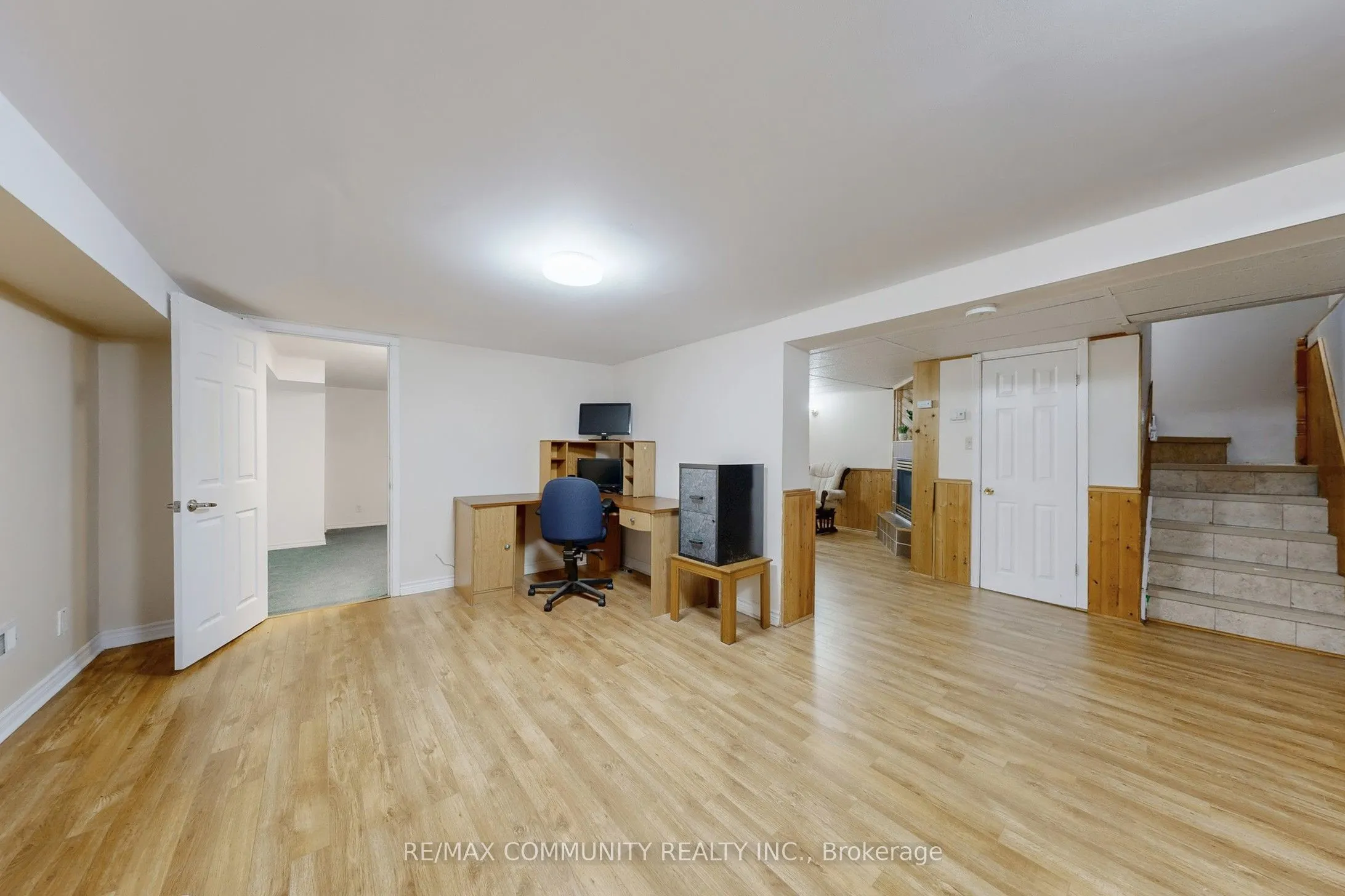 855 Zator Avenue