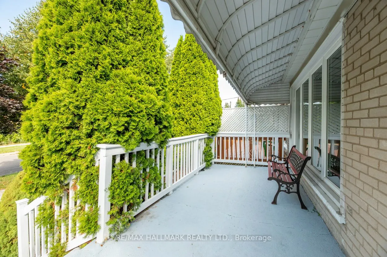 67 Trinnell Boulevard