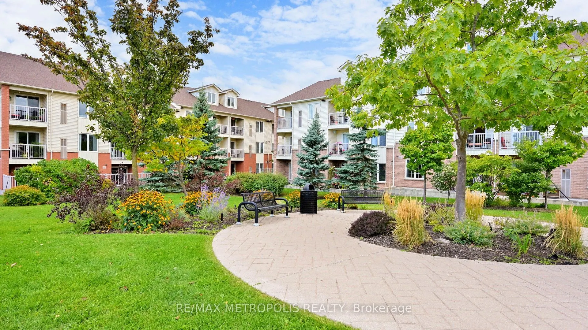 72 Petra Way