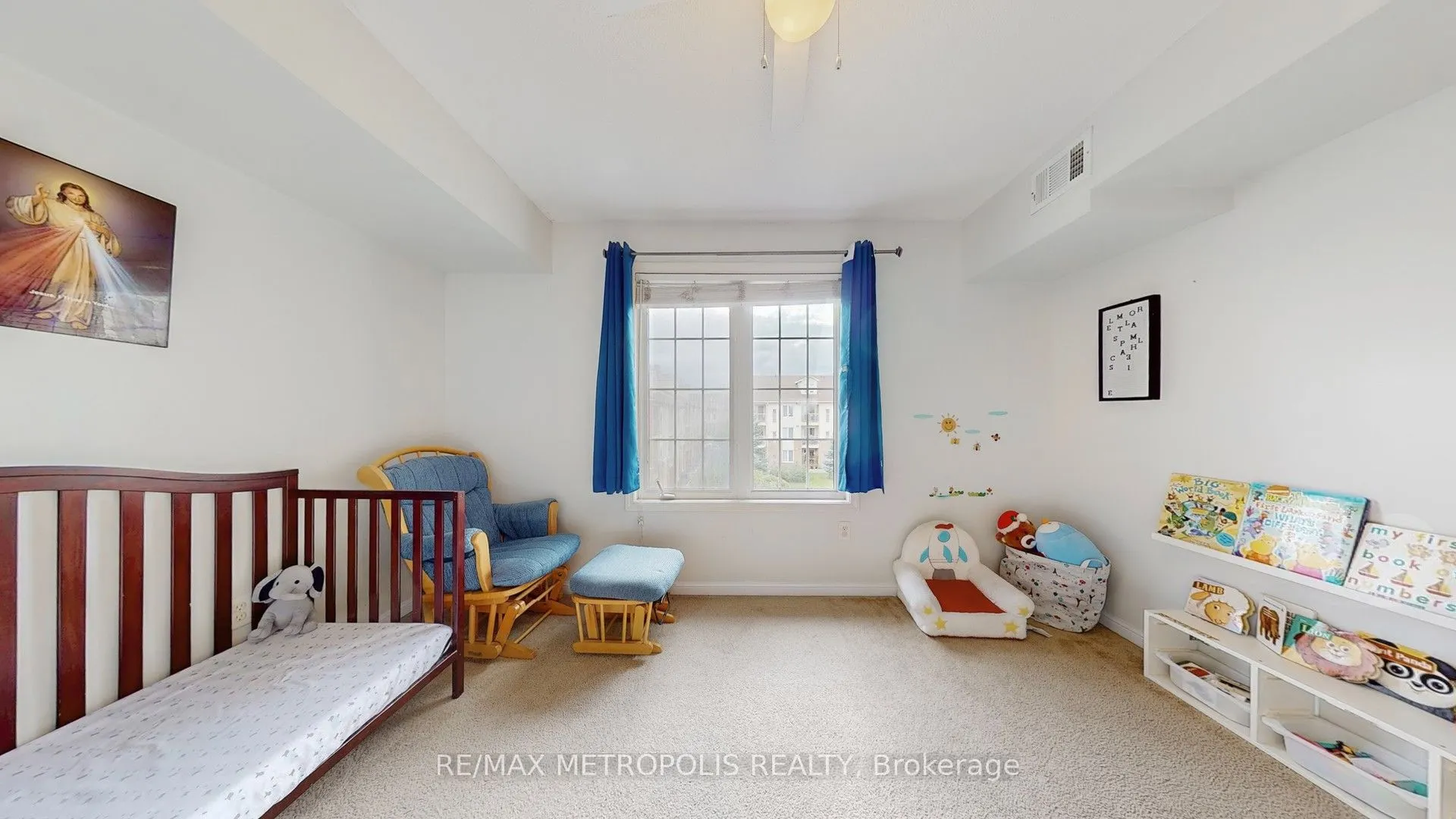 72 Petra Way