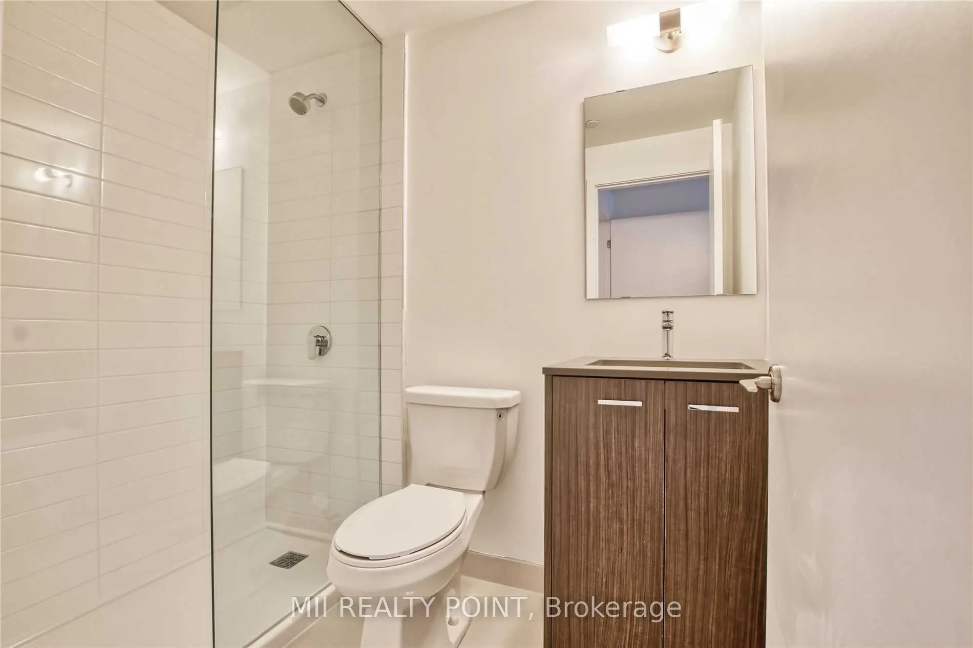 2100 Bridletowne Circ, #323