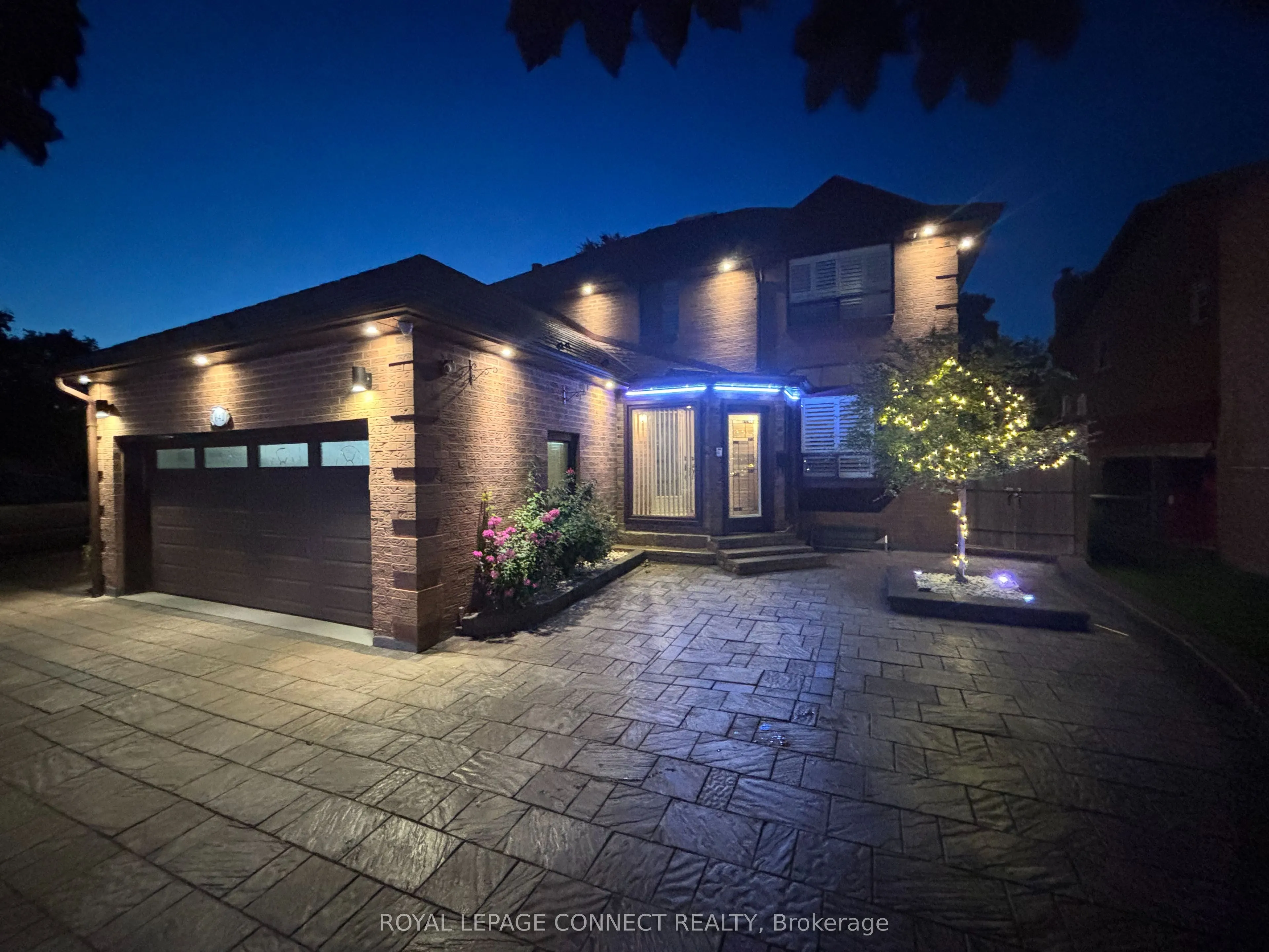 642 Sheppard Avenue