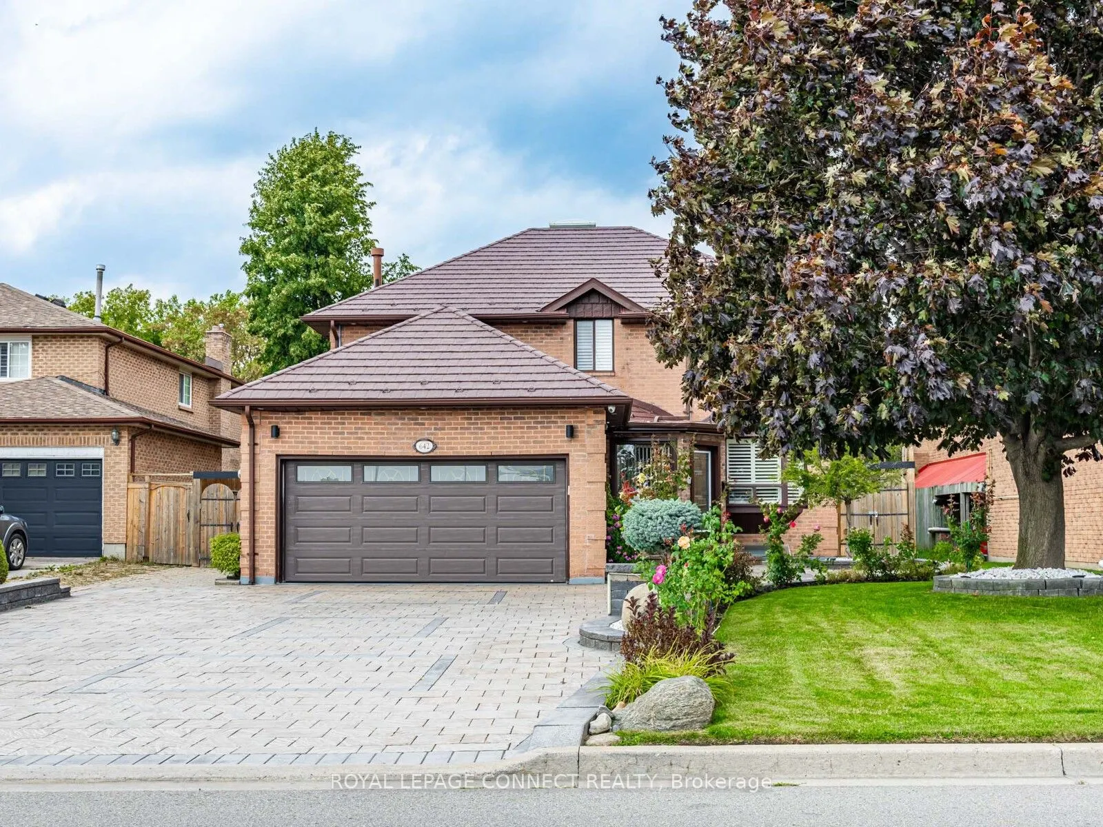 642 Sheppard Avenue