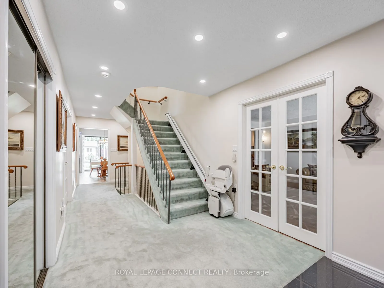 642 Sheppard Avenue