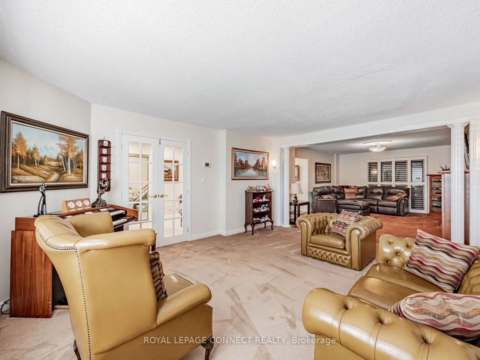 642 Sheppard Avenue