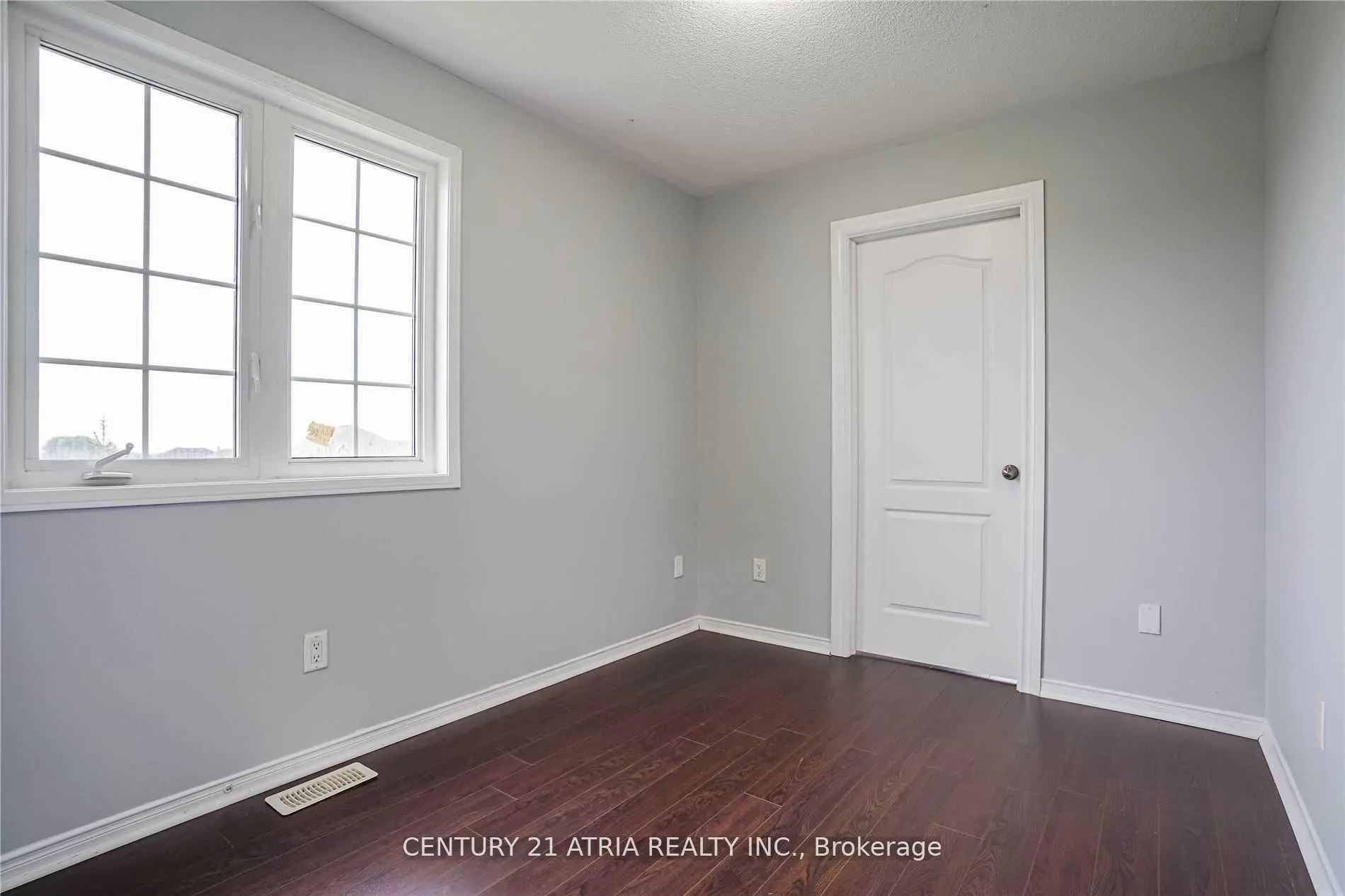 1424 Rennie Street, #Main