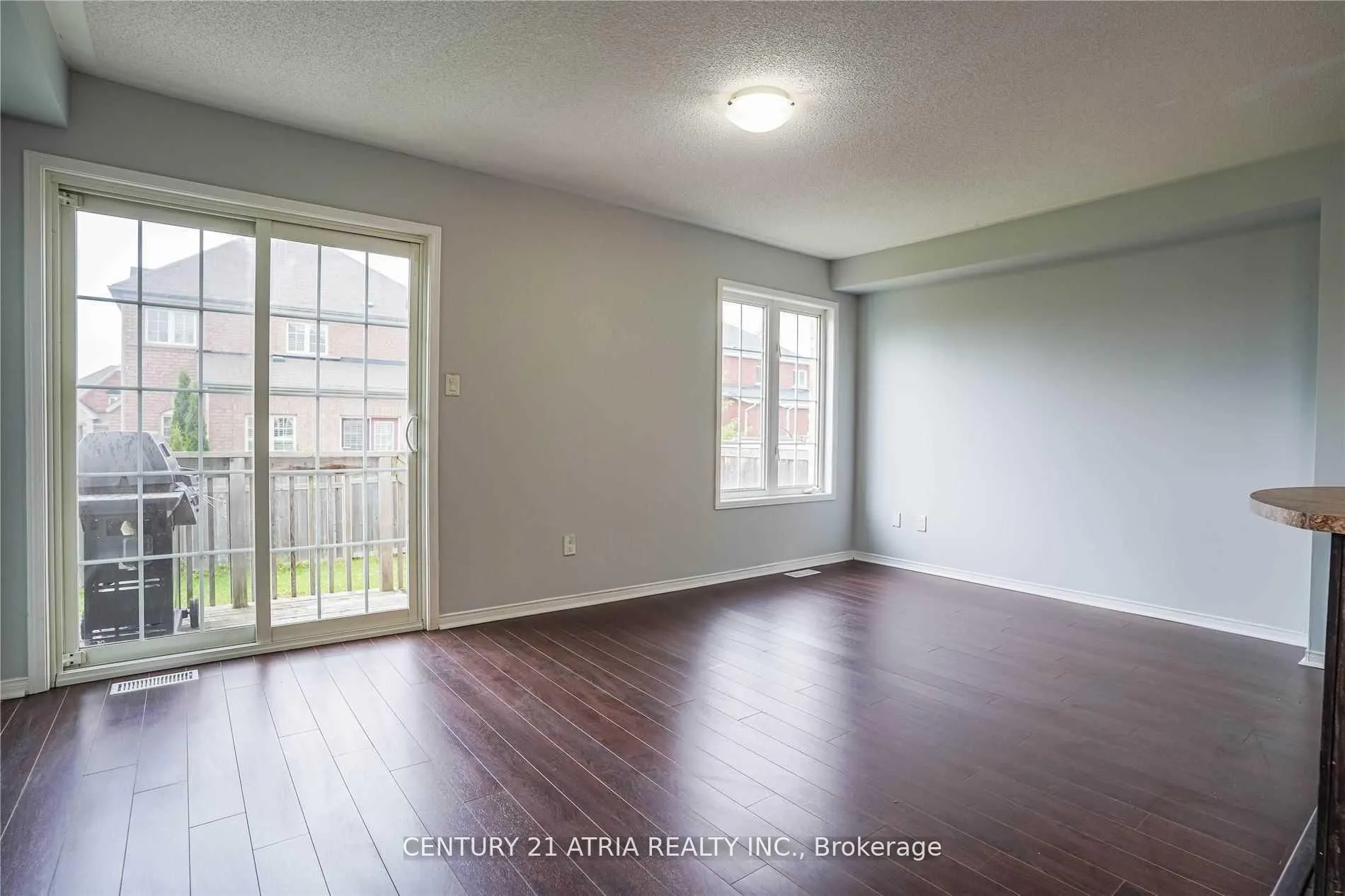 1424 Rennie Street, #Main