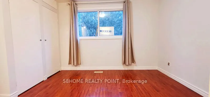 4 Pilkington Crescent, #Main Fl