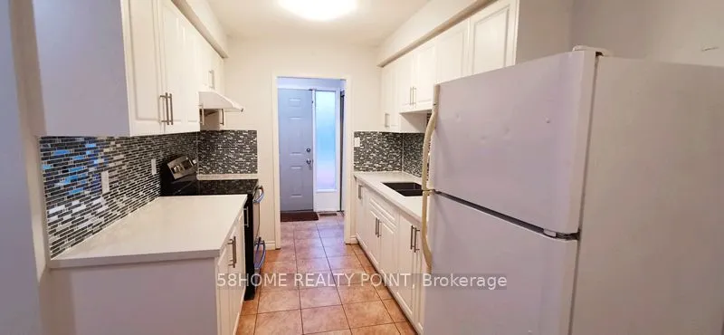 4 Pilkington Crescent, #Main Fl