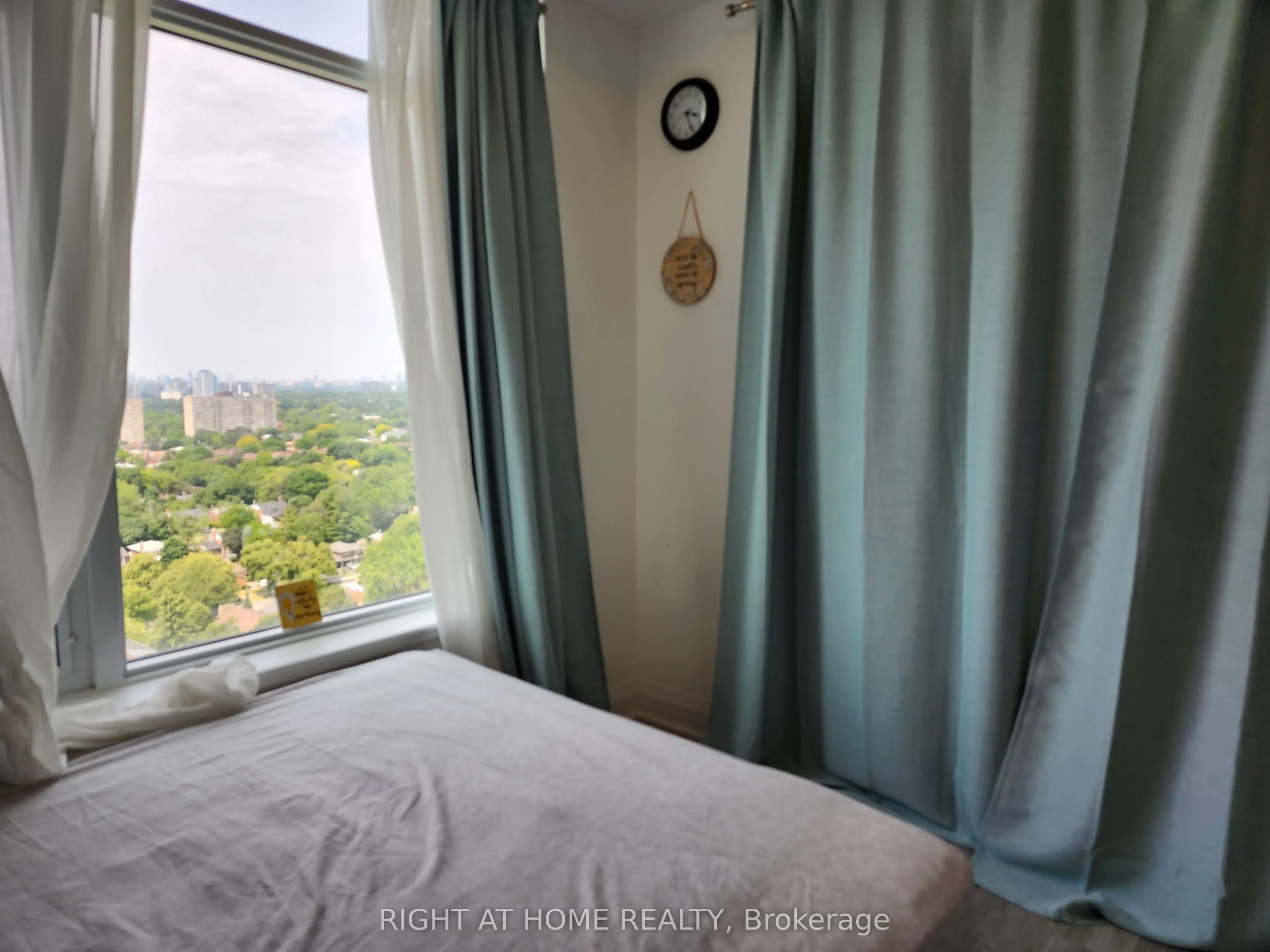 3220 Sheppard Avenue E, #1702