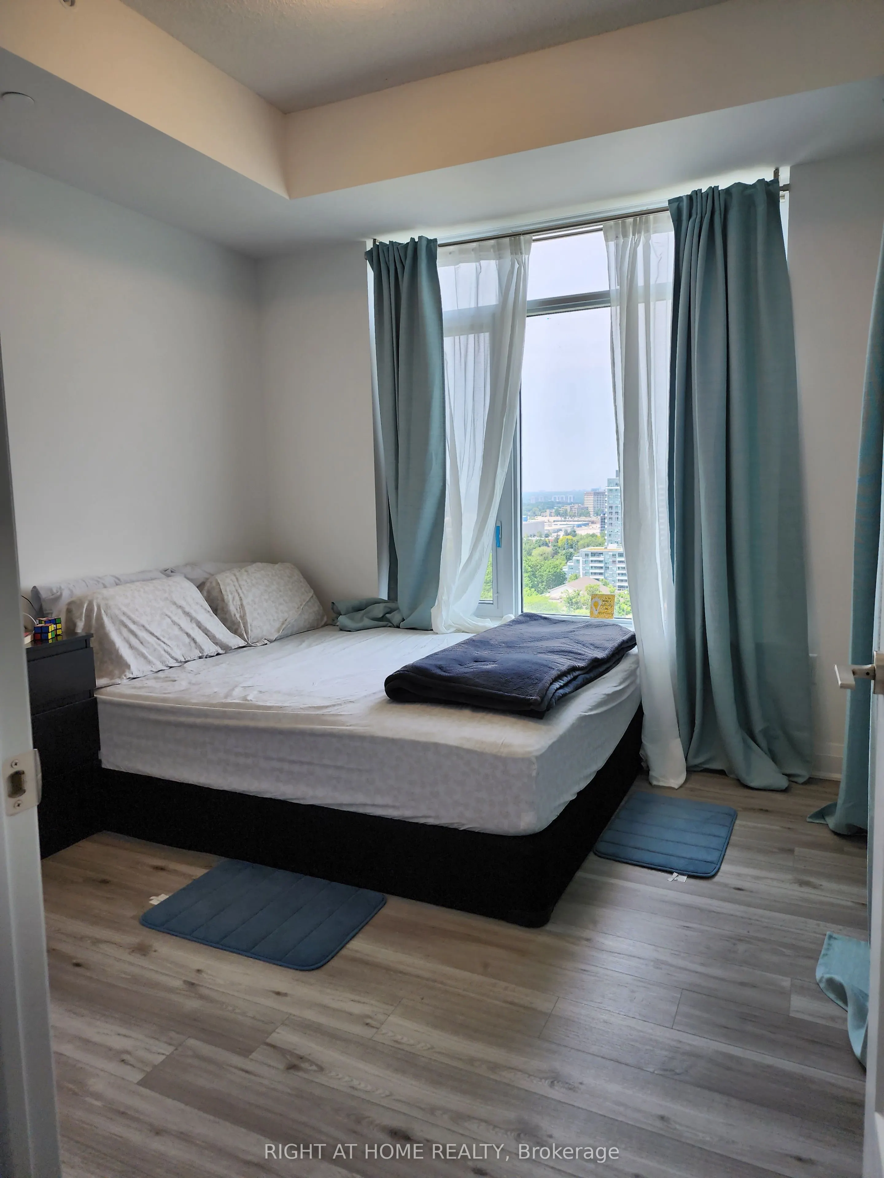 3220 Sheppard Avenue E, #1702
