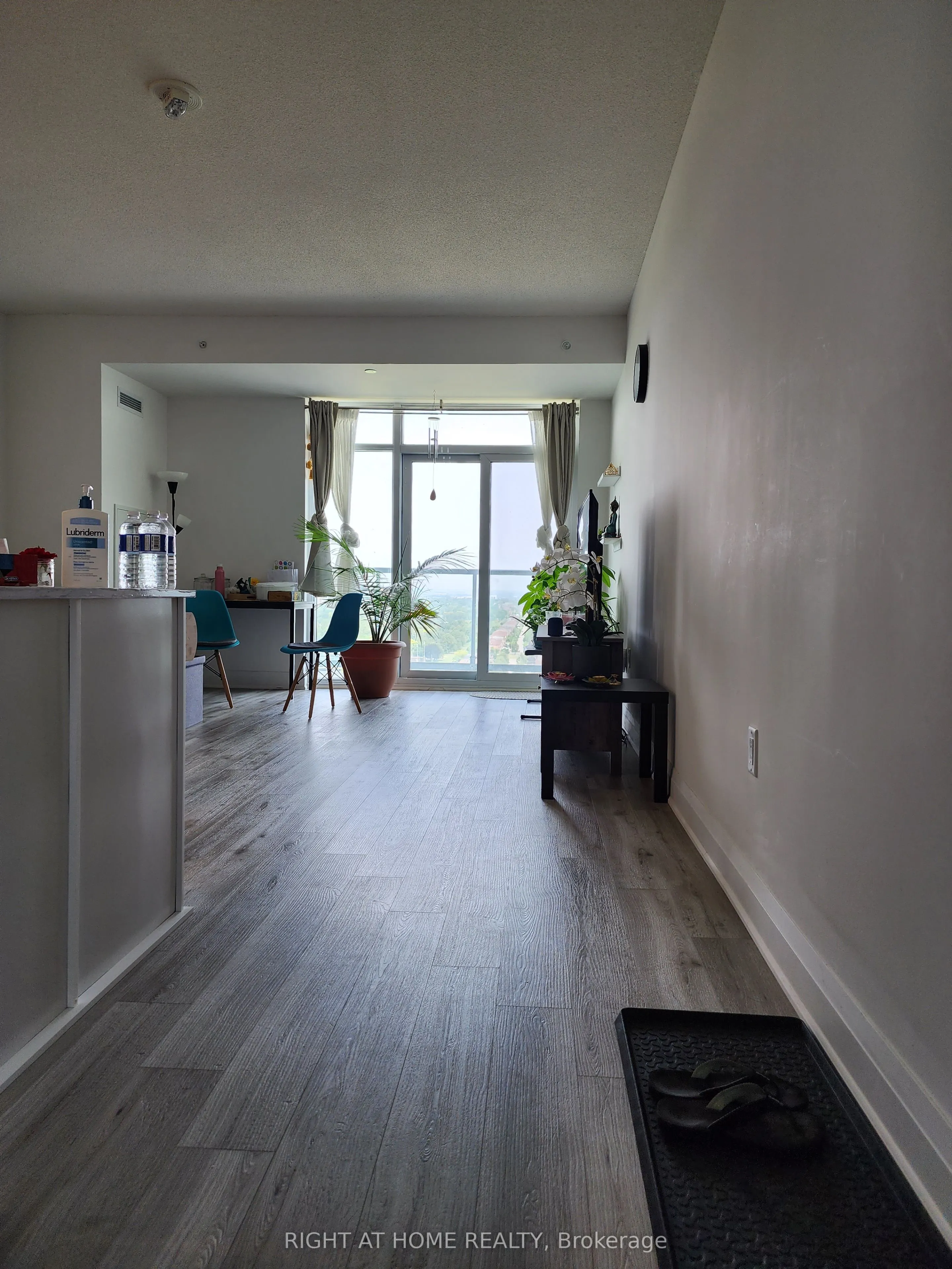 3220 Sheppard Avenue E, #1702