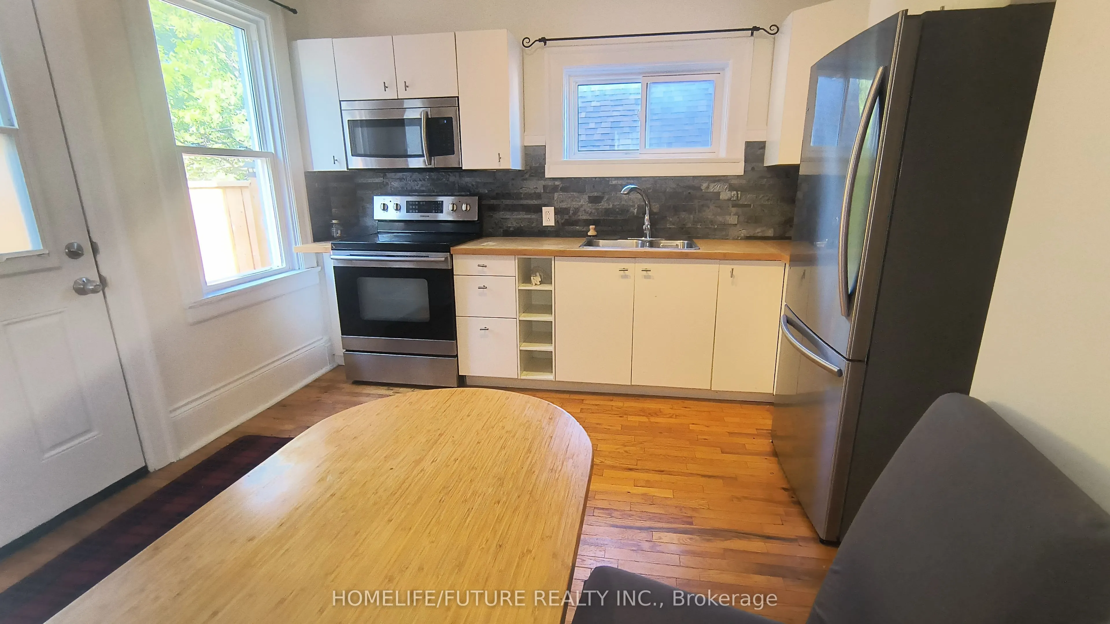 92 Adelaide Avenue E, #Unit 1