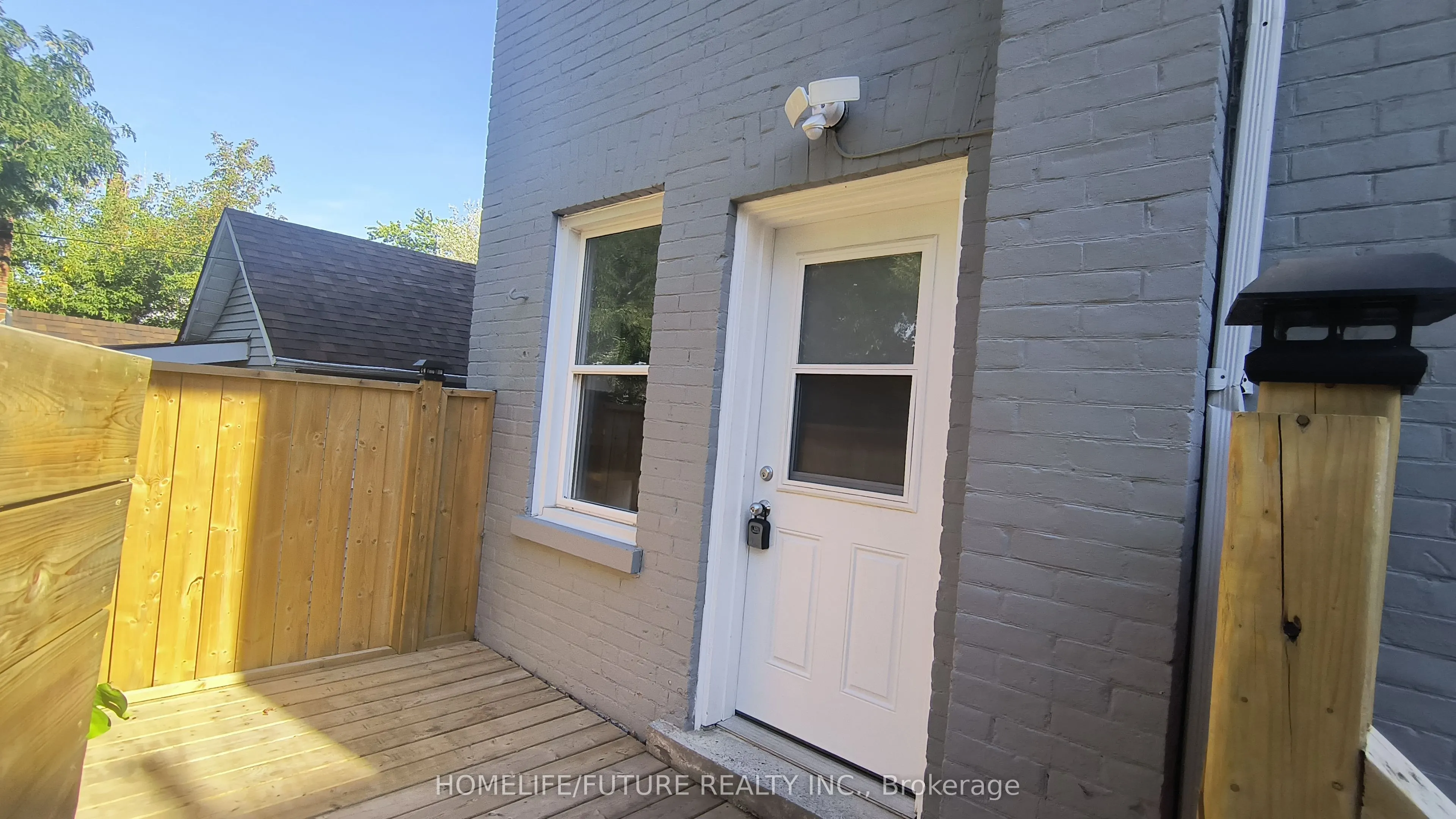 92 Adelaide Avenue E, #Unit 1