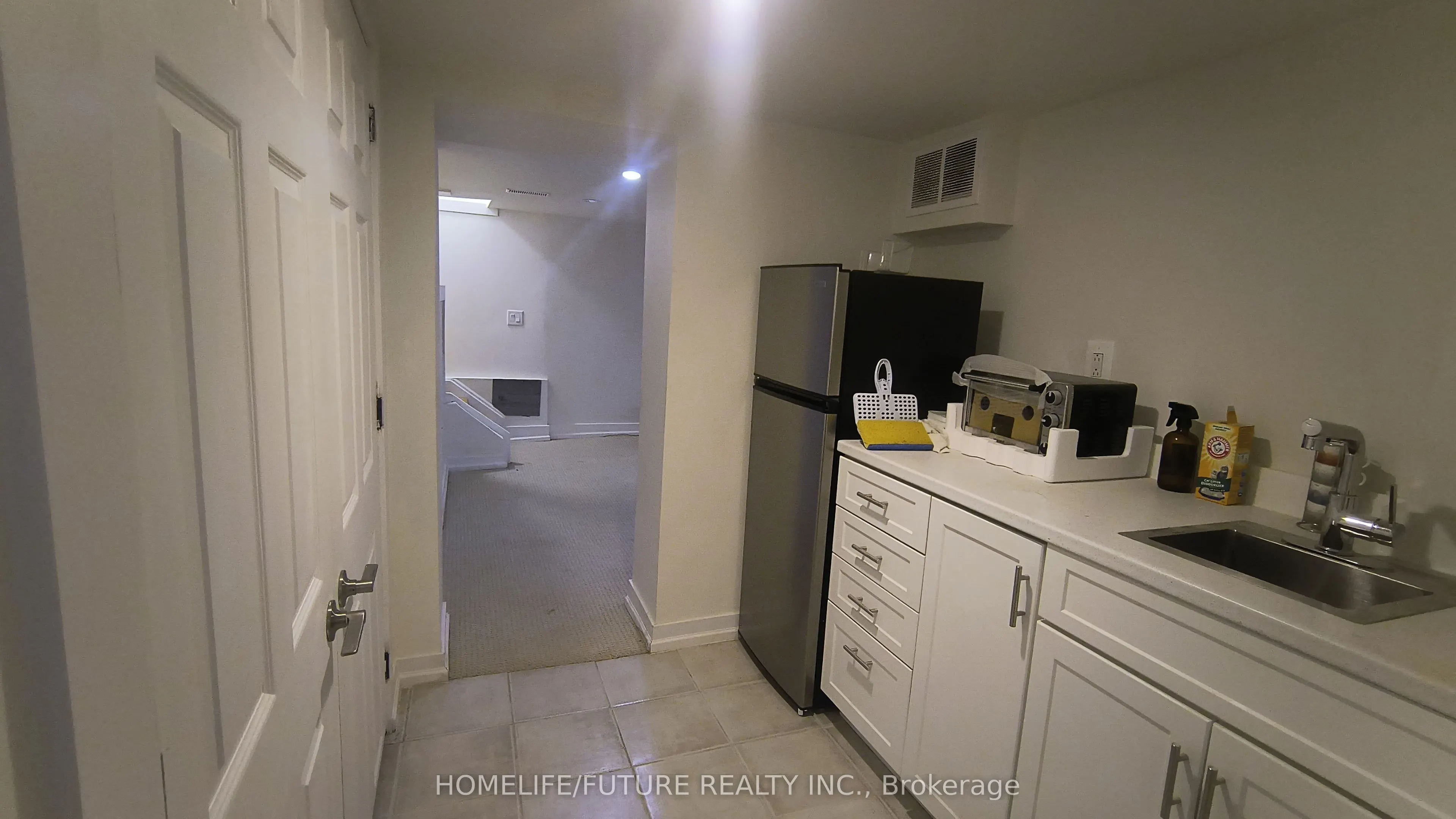 92 Adelaide Avenue E, #Unit 1