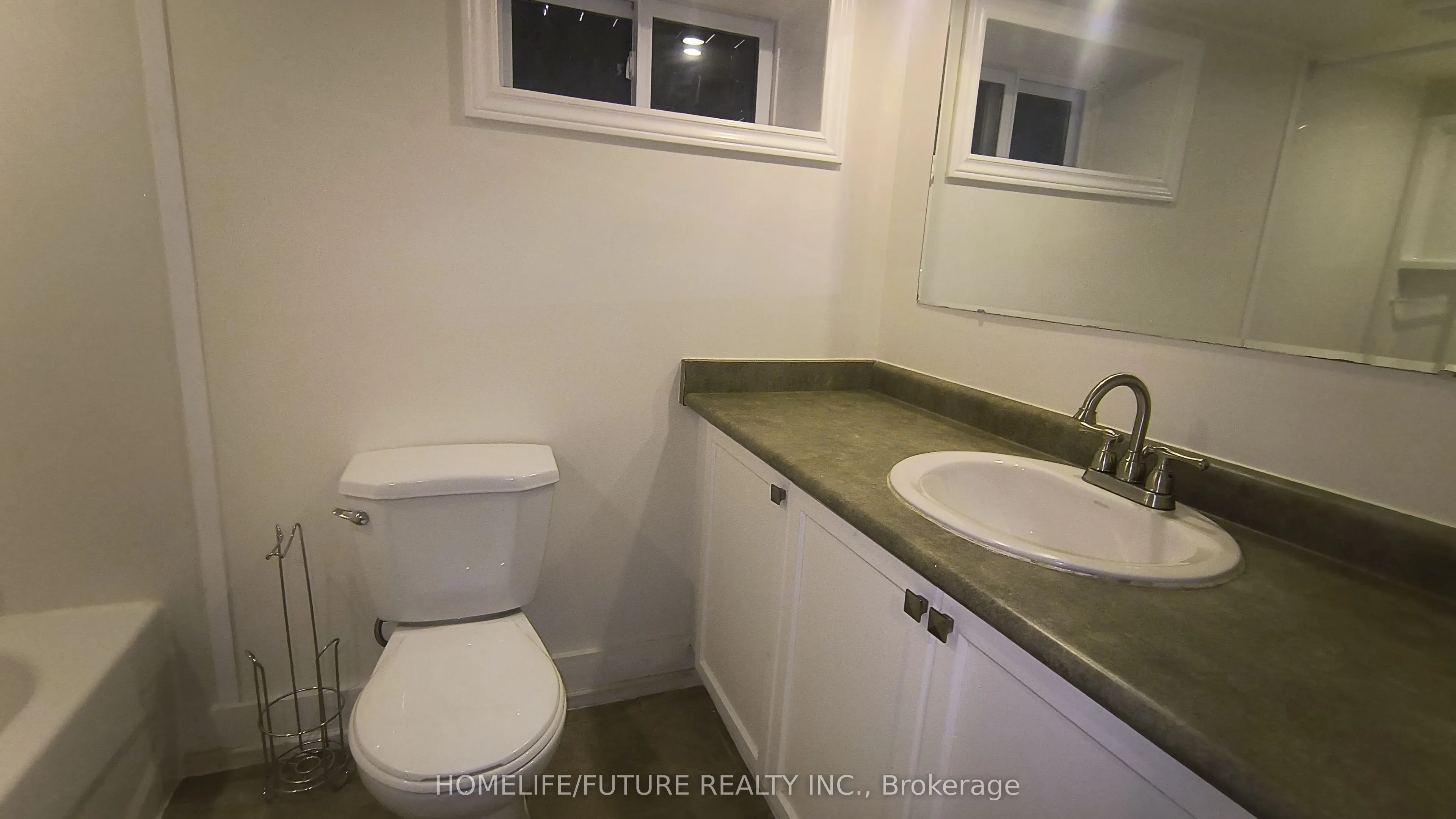 92 Adelaide Avenue E, #Unit 1