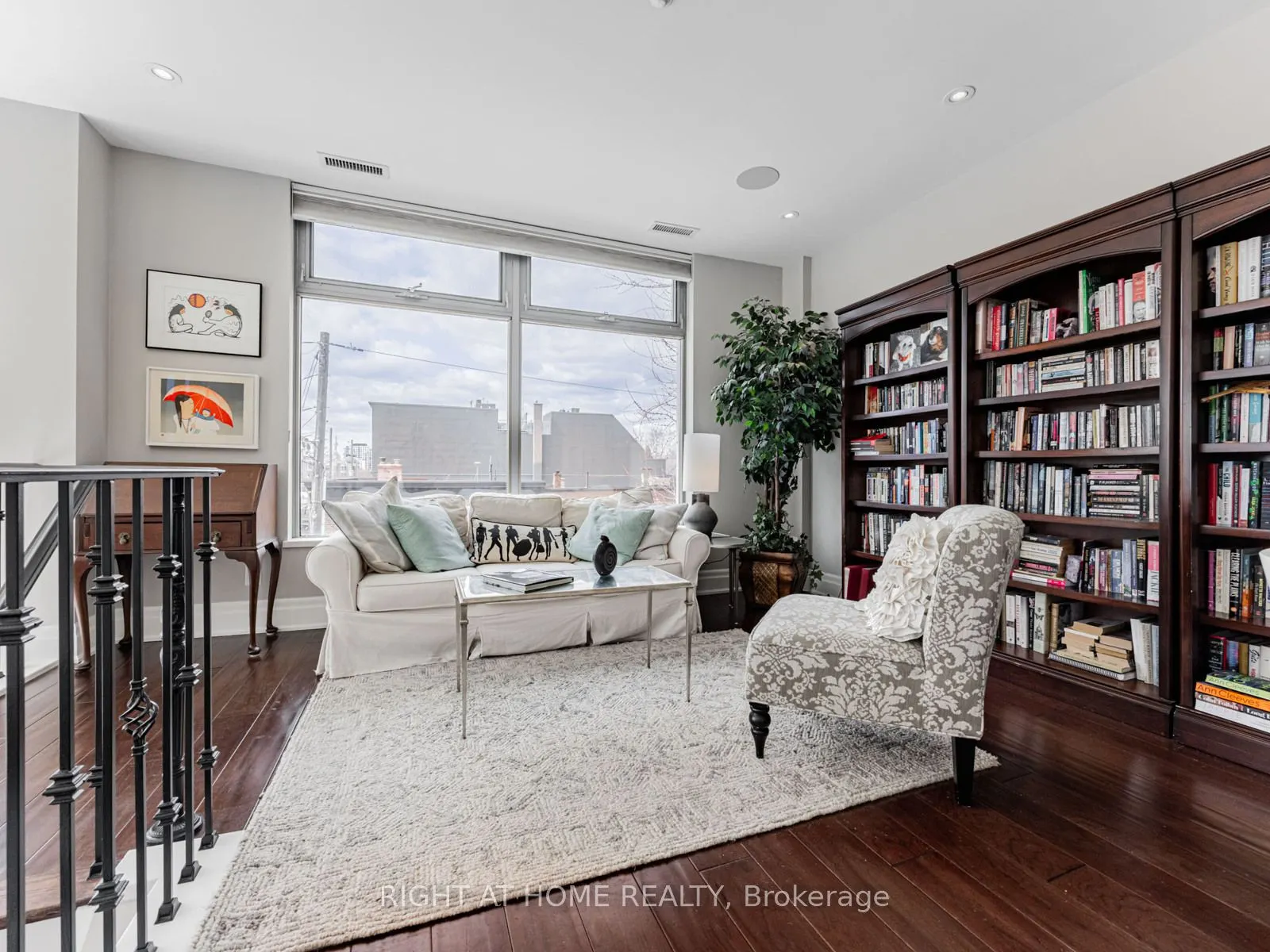 1 Rainsford Road, #204
