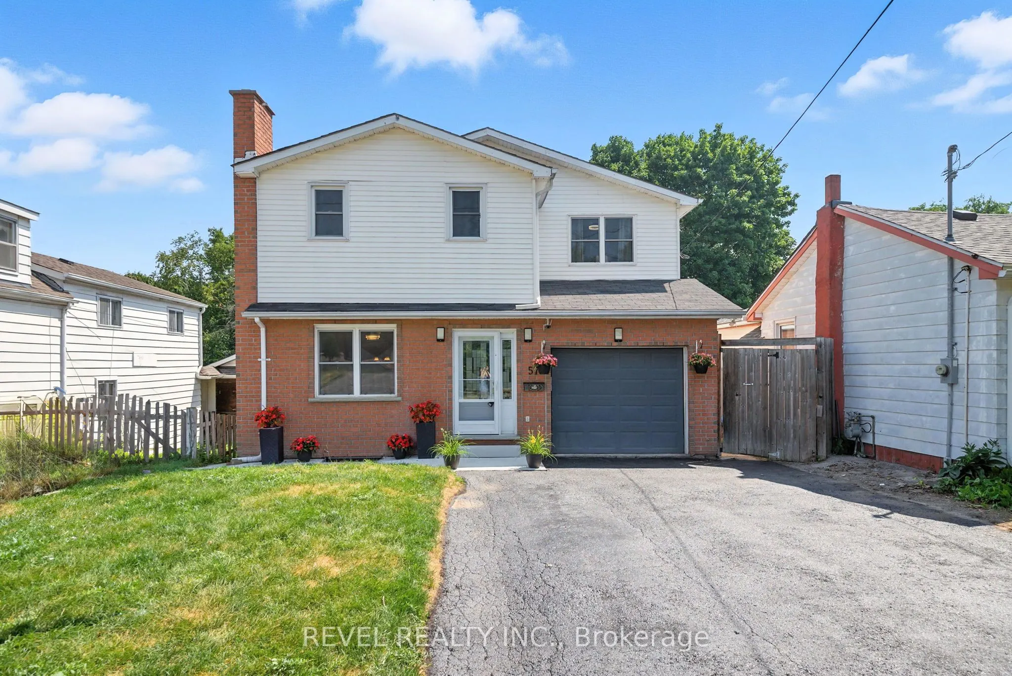 57 Rosehill Boulevard