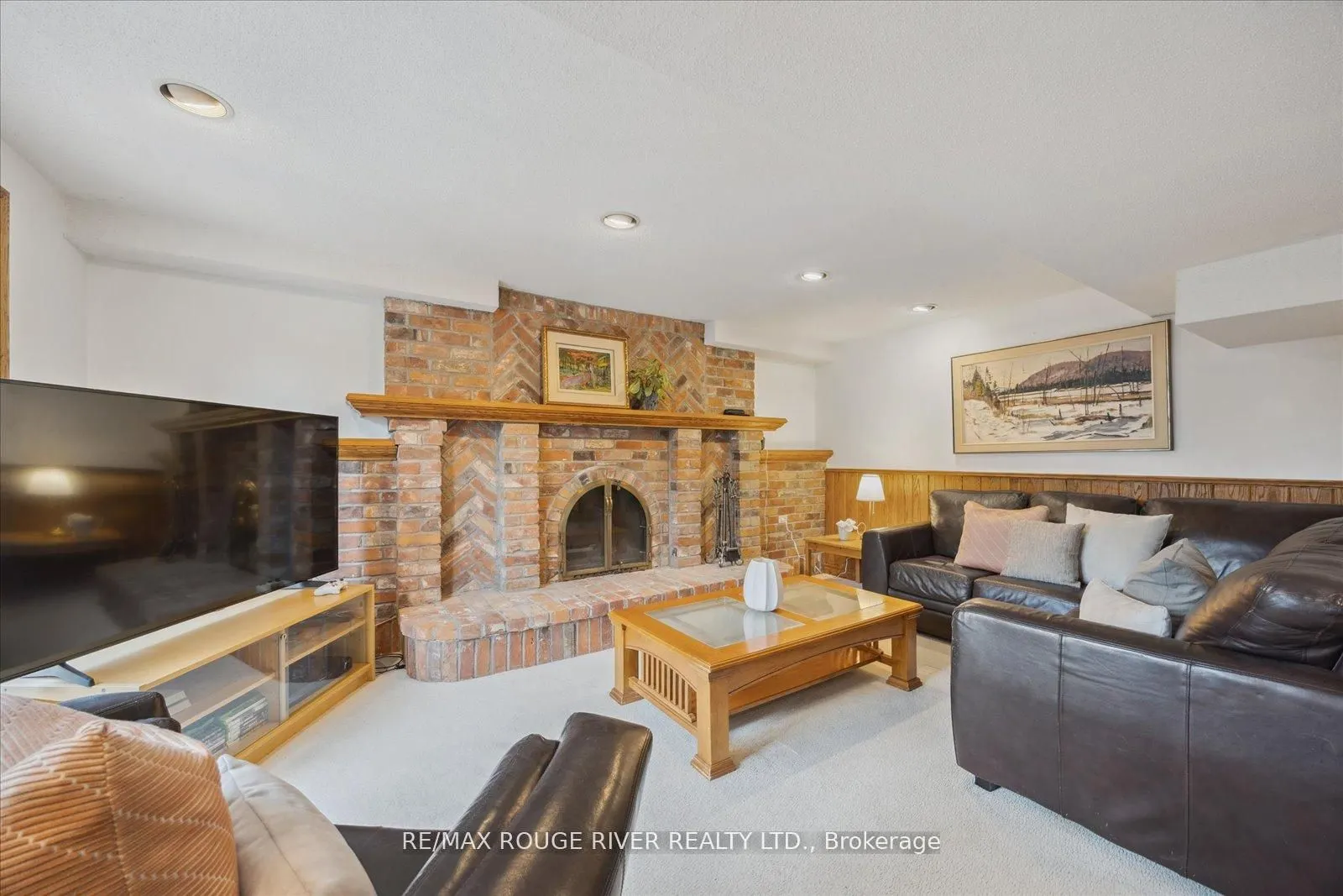 921 Duncannon Drive
