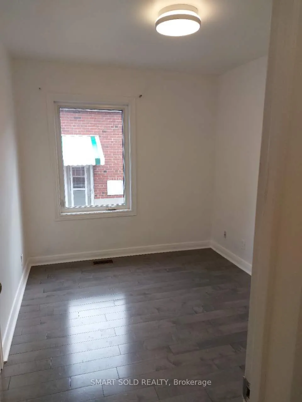 30 Yorkshire Road, #Main