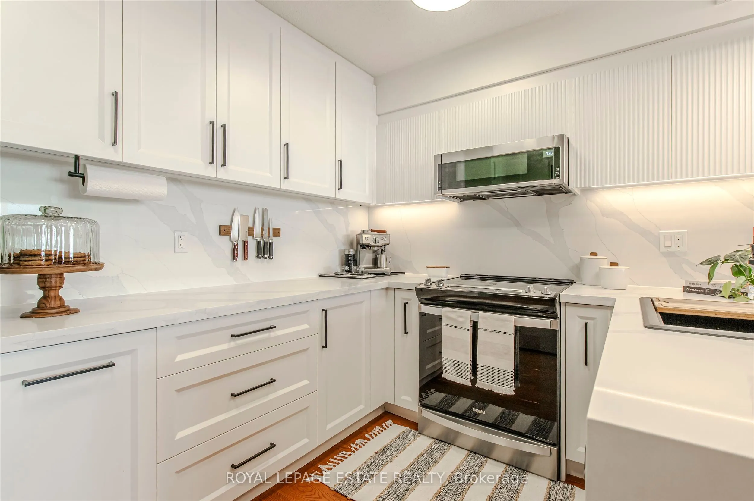 1209 Queen Street E, #32