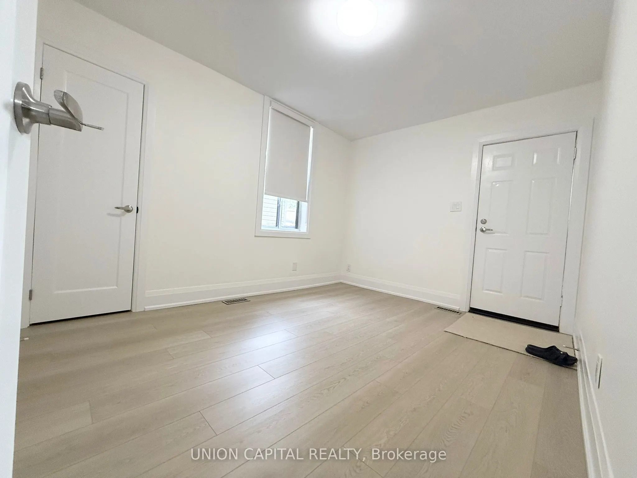 1087 GERRARD Street E, #Main