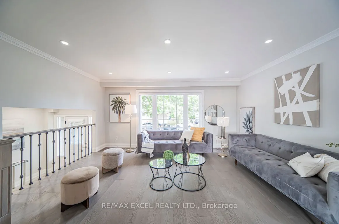 106 Alexmuir Boulevard