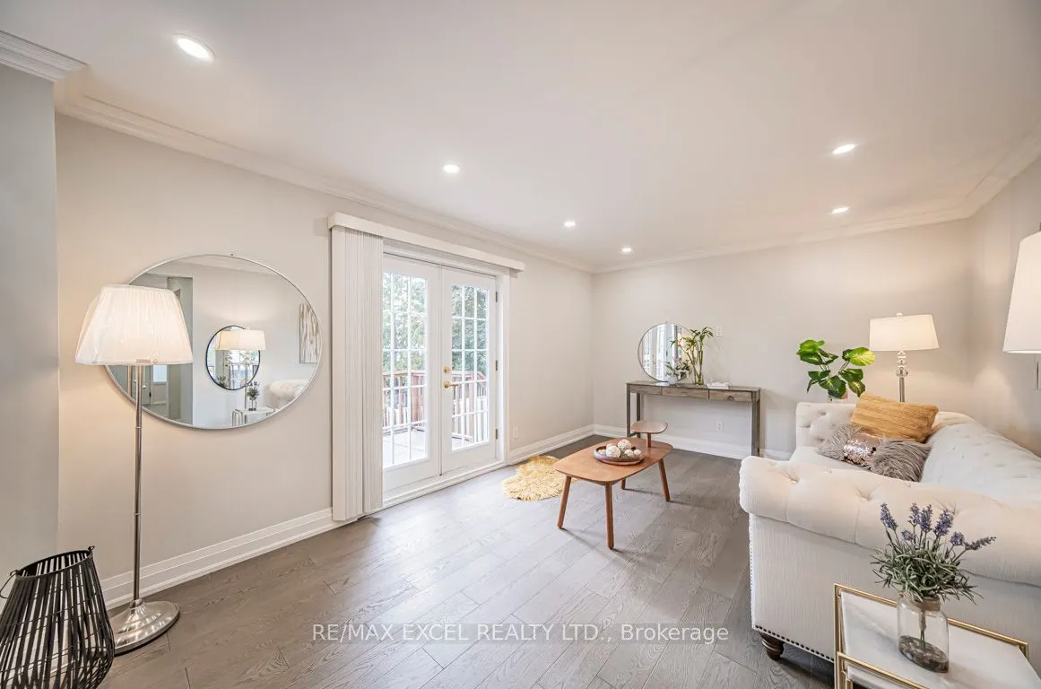 106 Alexmuir Boulevard
