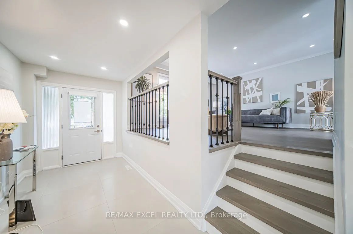 106 Alexmuir Boulevard