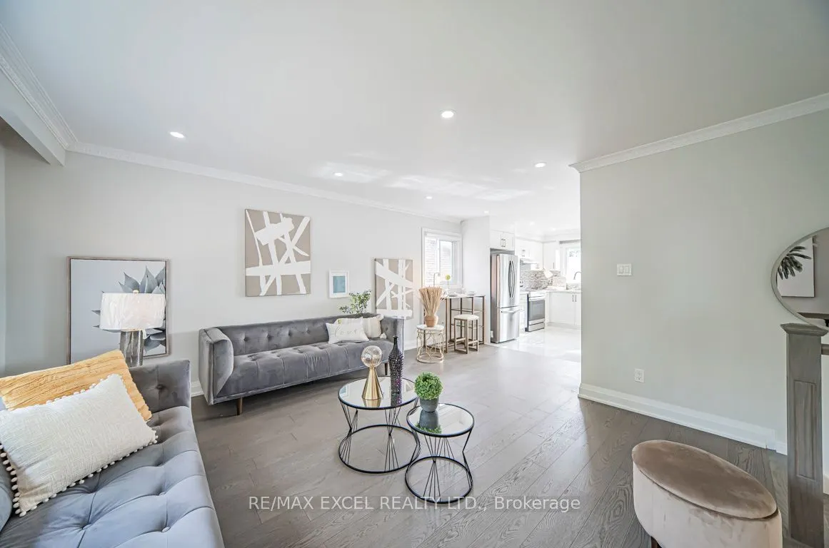 106 Alexmuir Boulevard