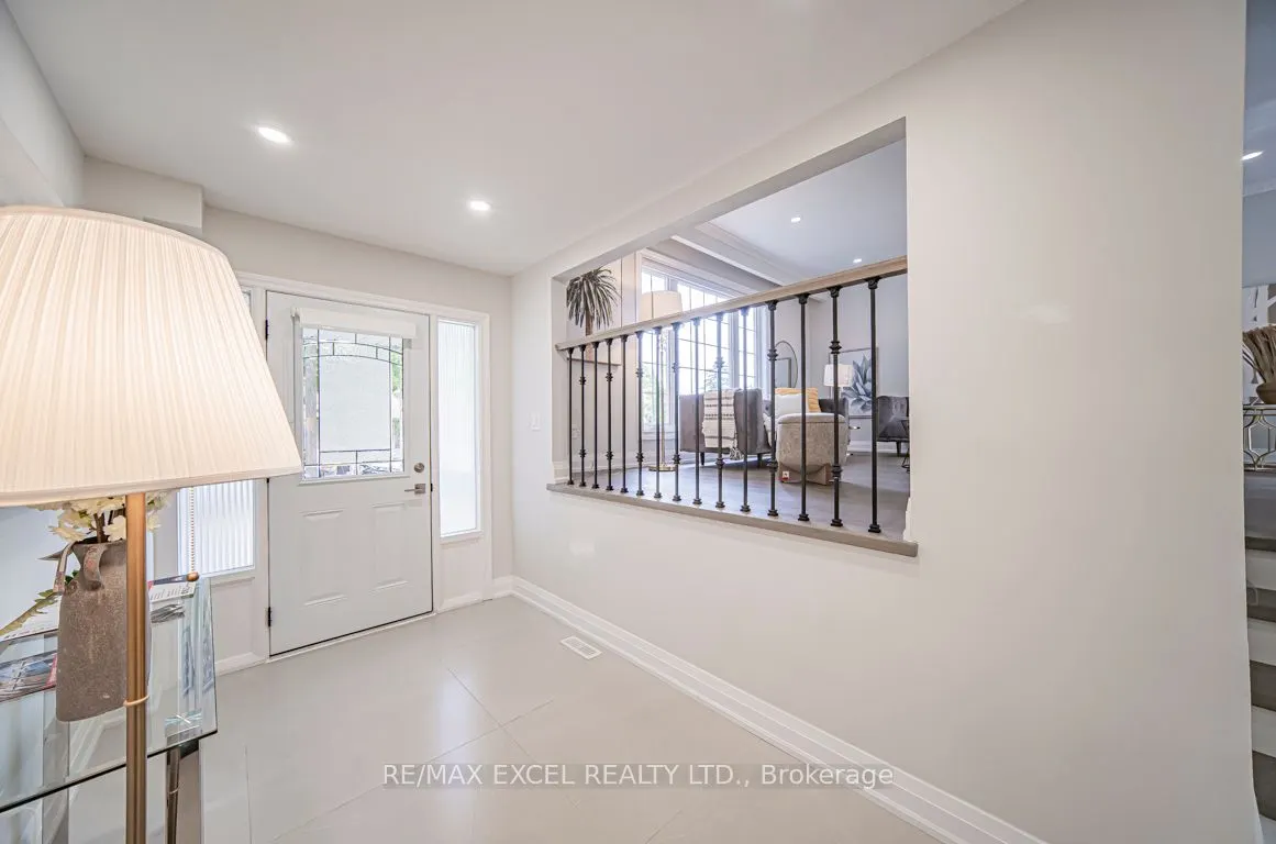 106 Alexmuir Boulevard