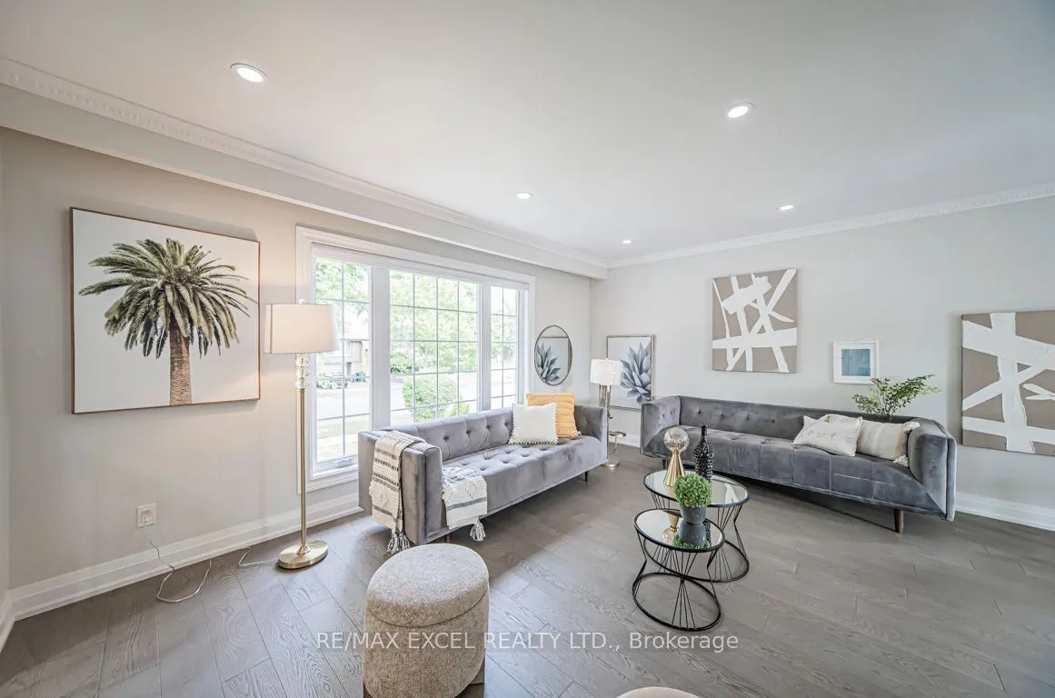 106 Alexmuir Boulevard