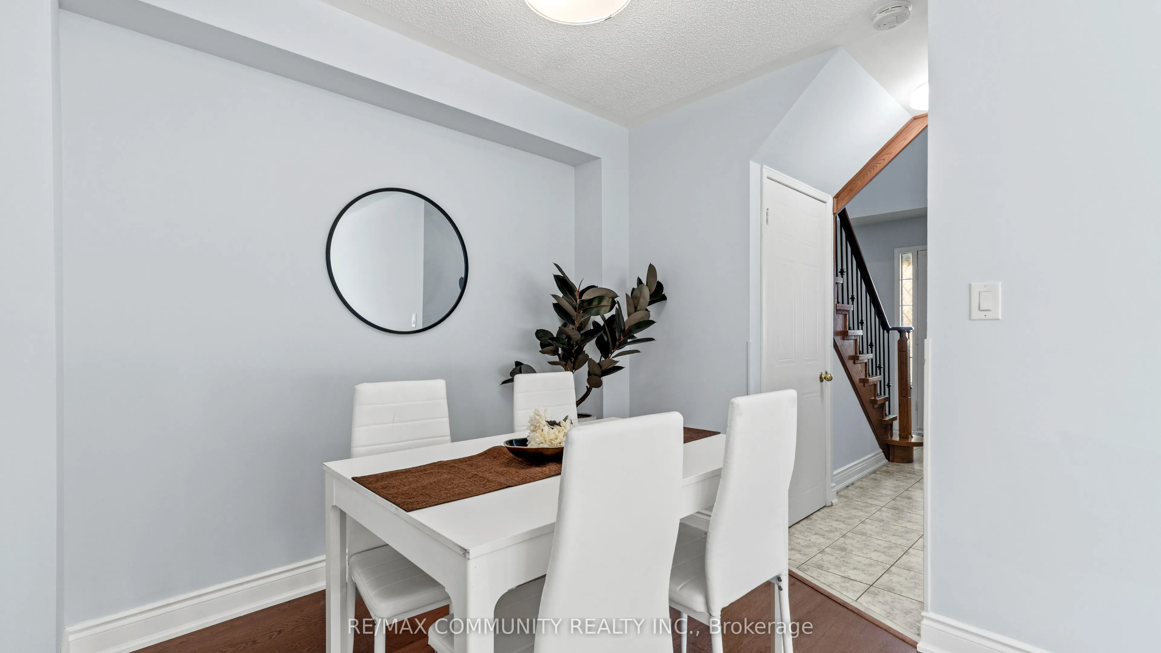 1772 Woodgate Trail