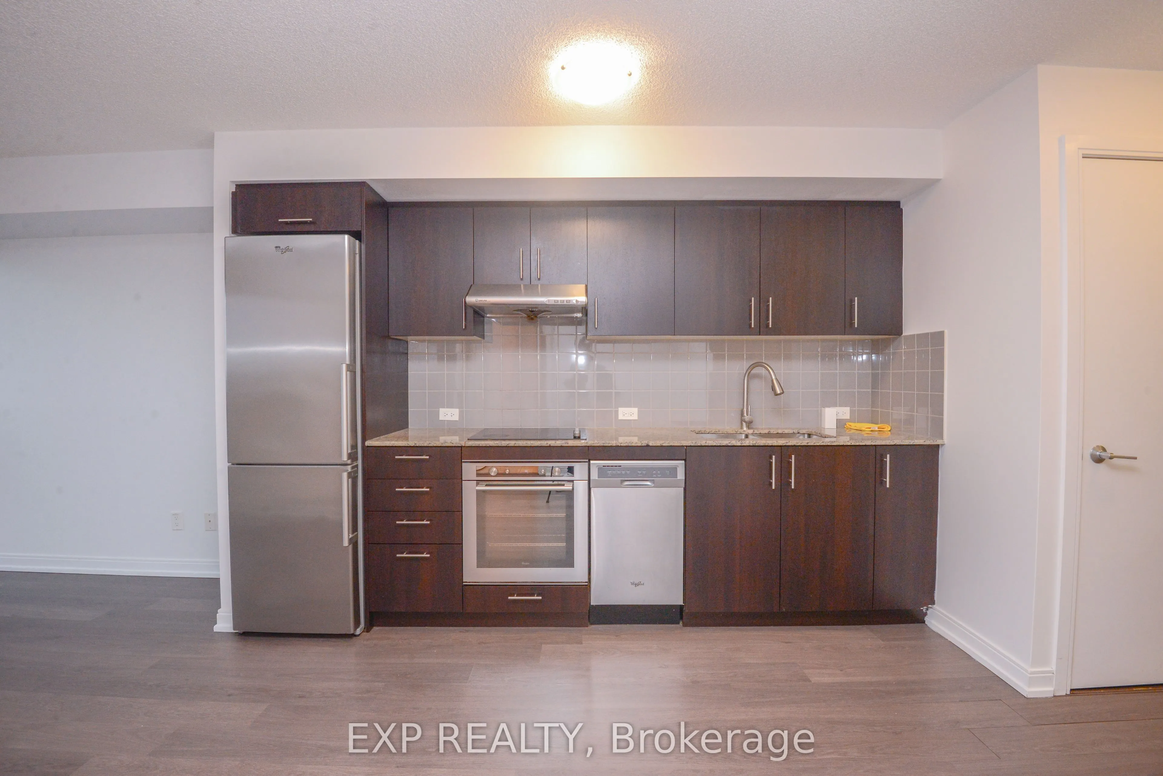 255 Village Green Square, #1009
