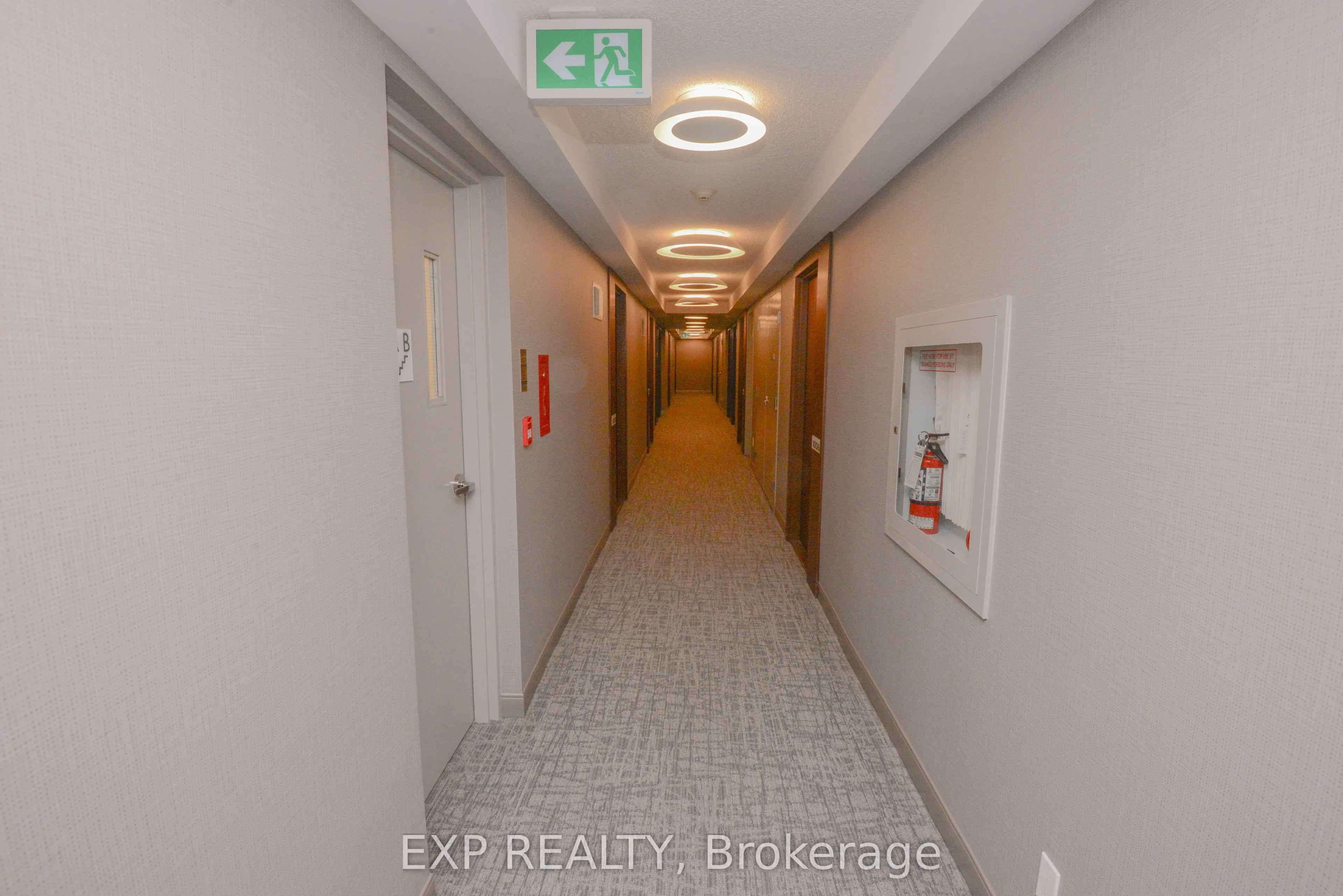 255 Village Green Square, #1009