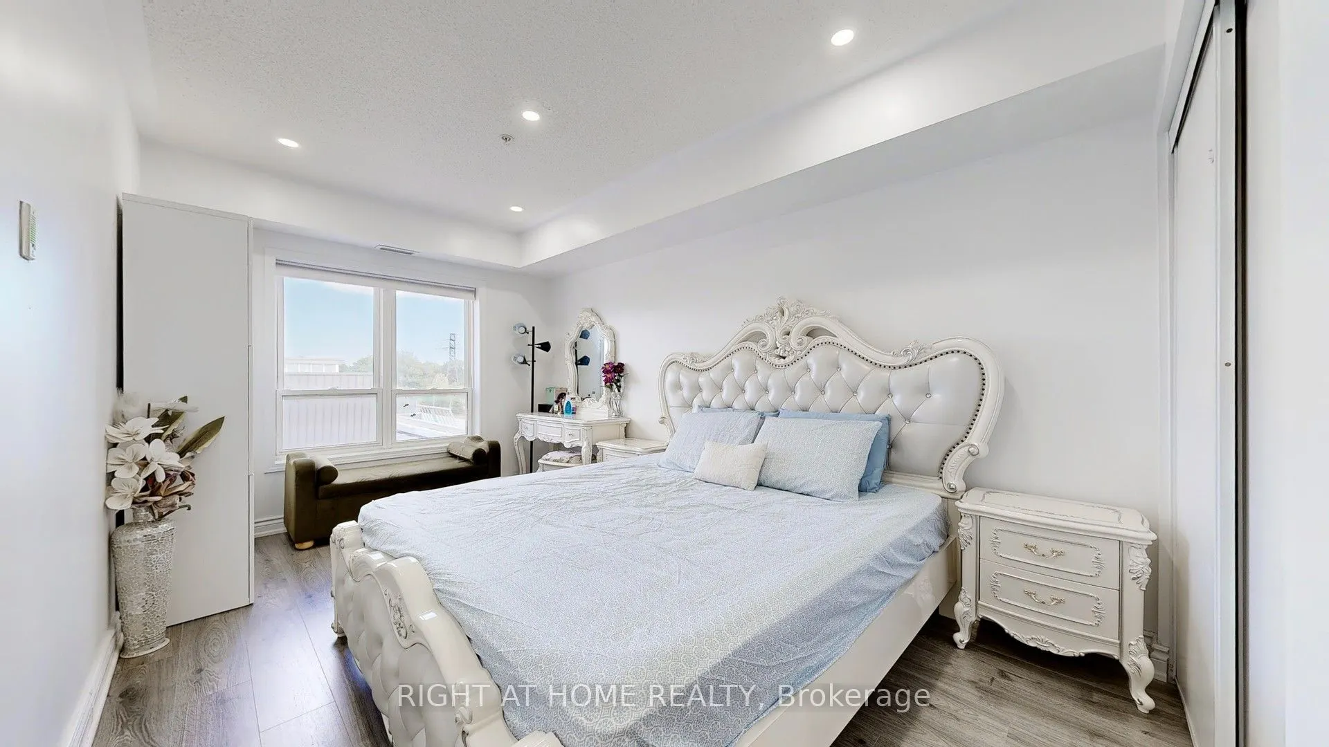 10 Mendelssohn Street, #325
