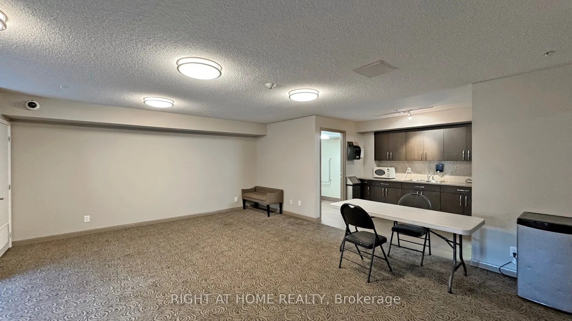 10 Mendelssohn Street, #325
