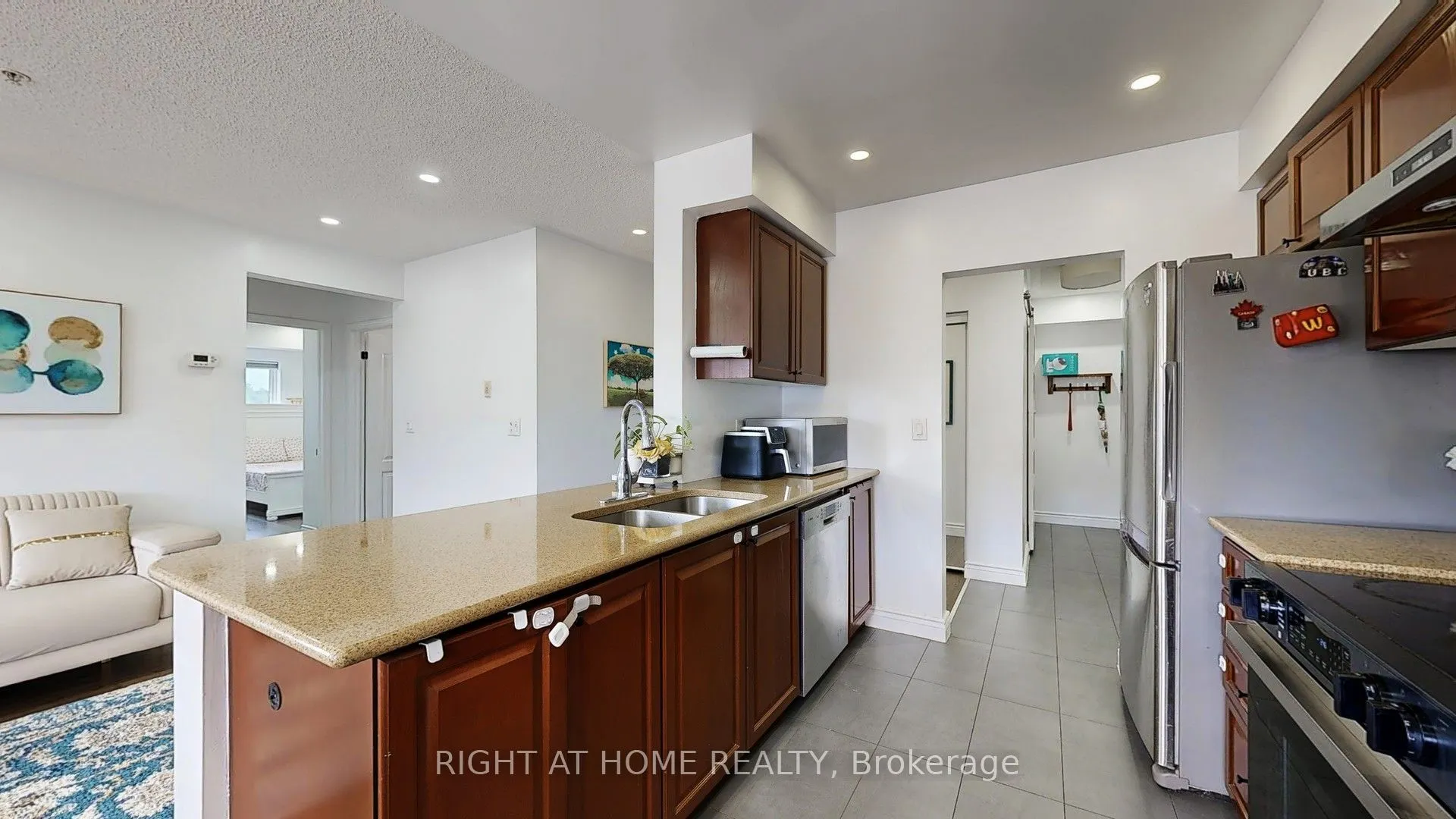 10 Mendelssohn Street, #325