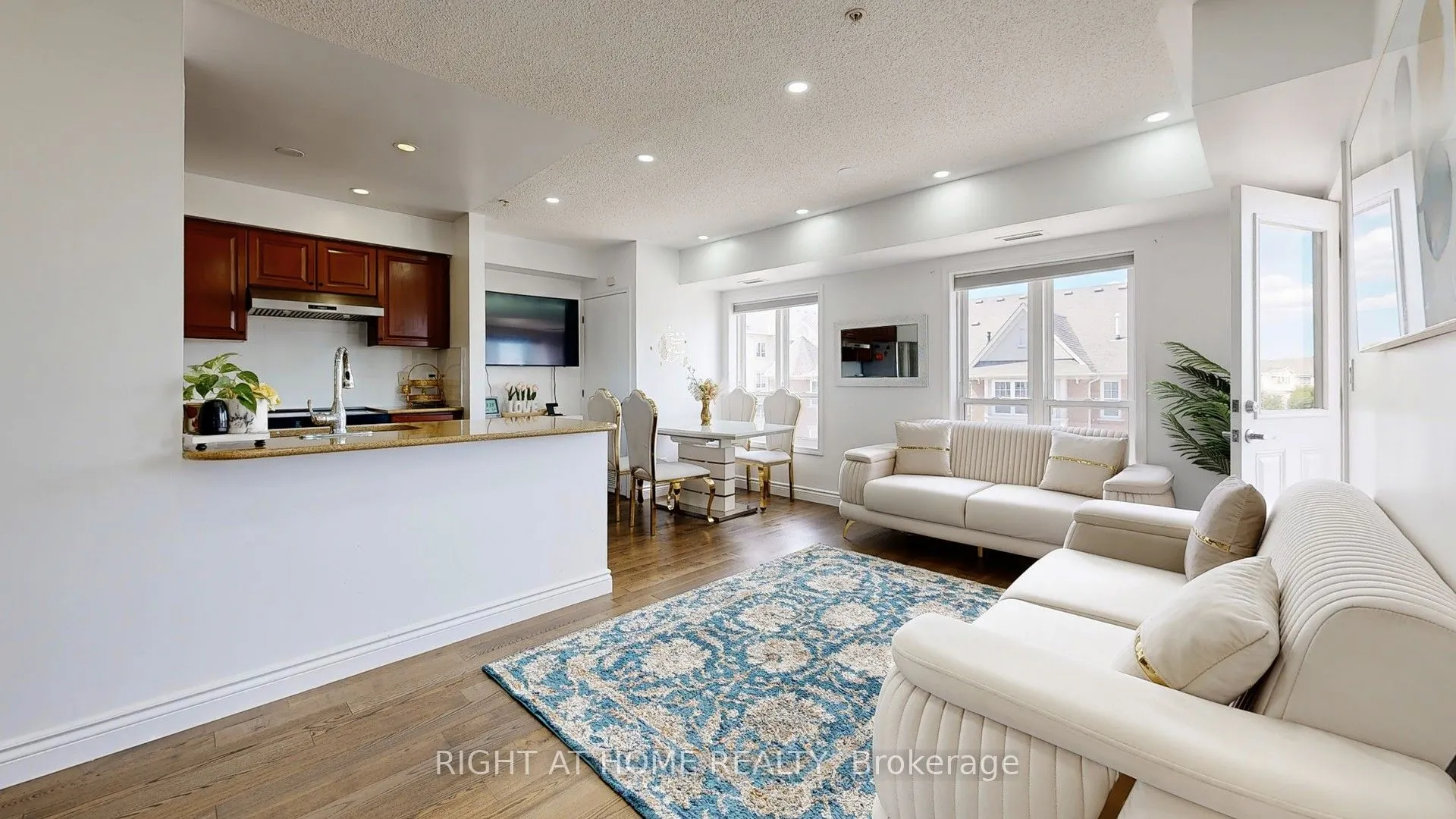 10 Mendelssohn Street, #325