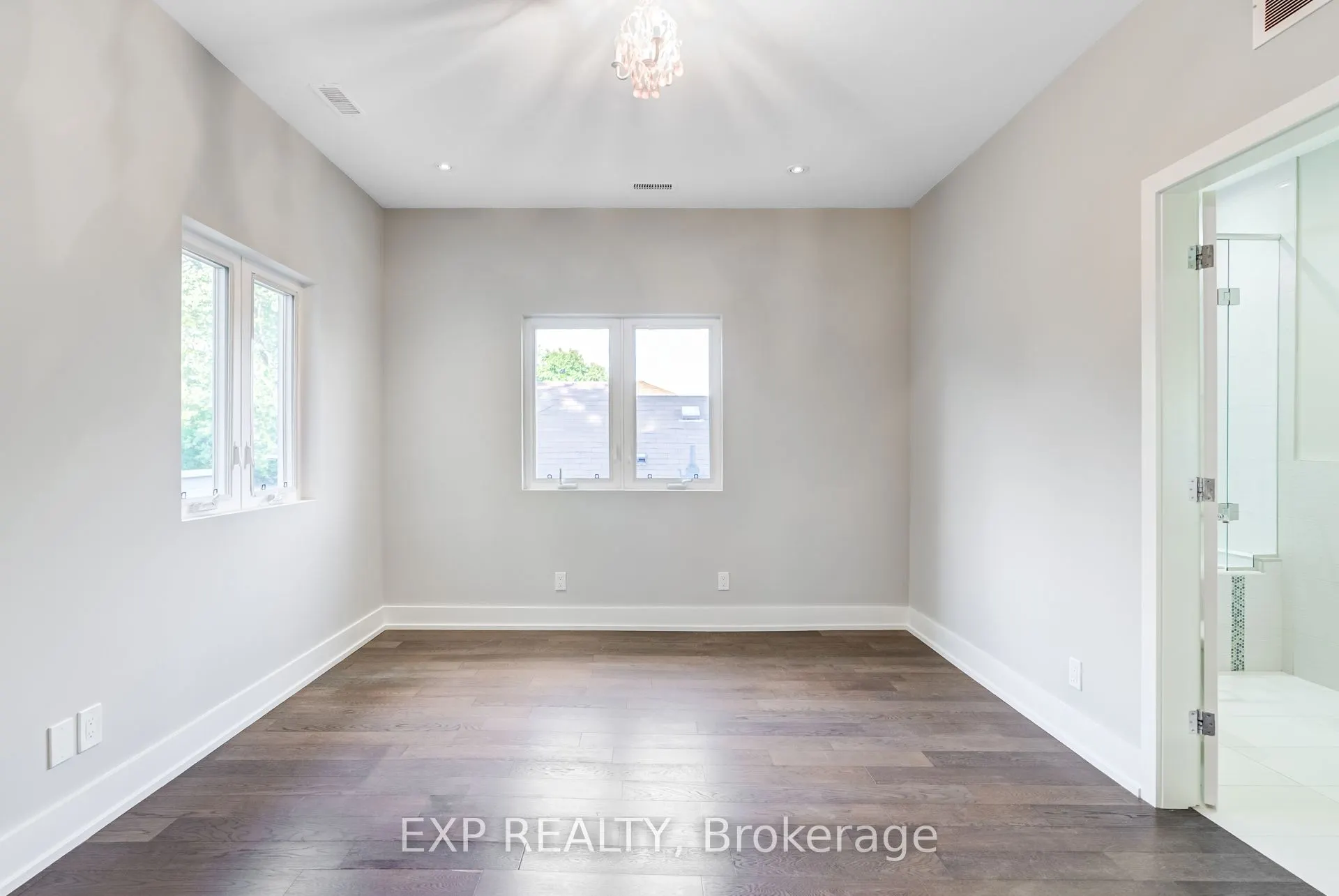 18 Innisdale Drive