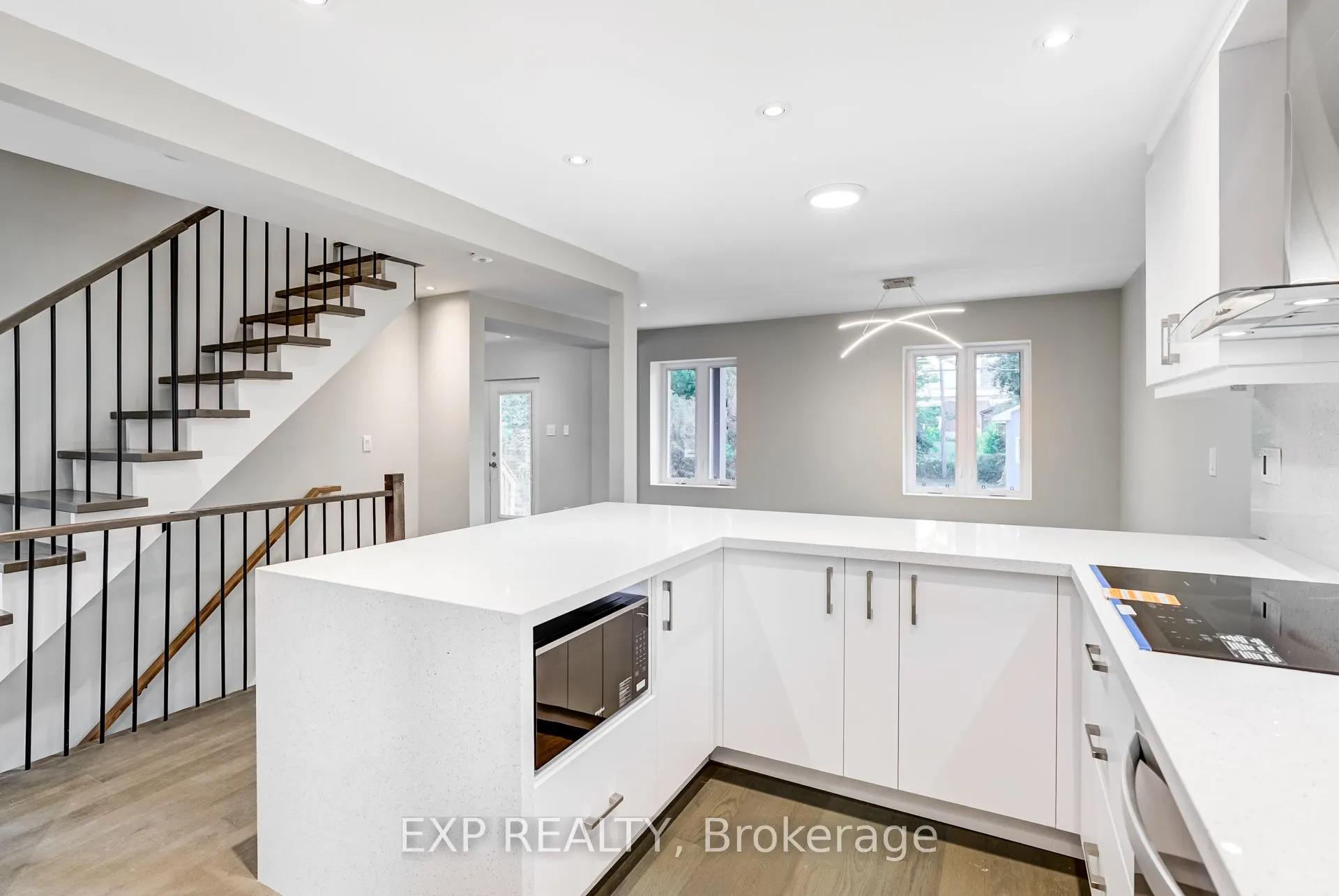 18 Innisdale Drive